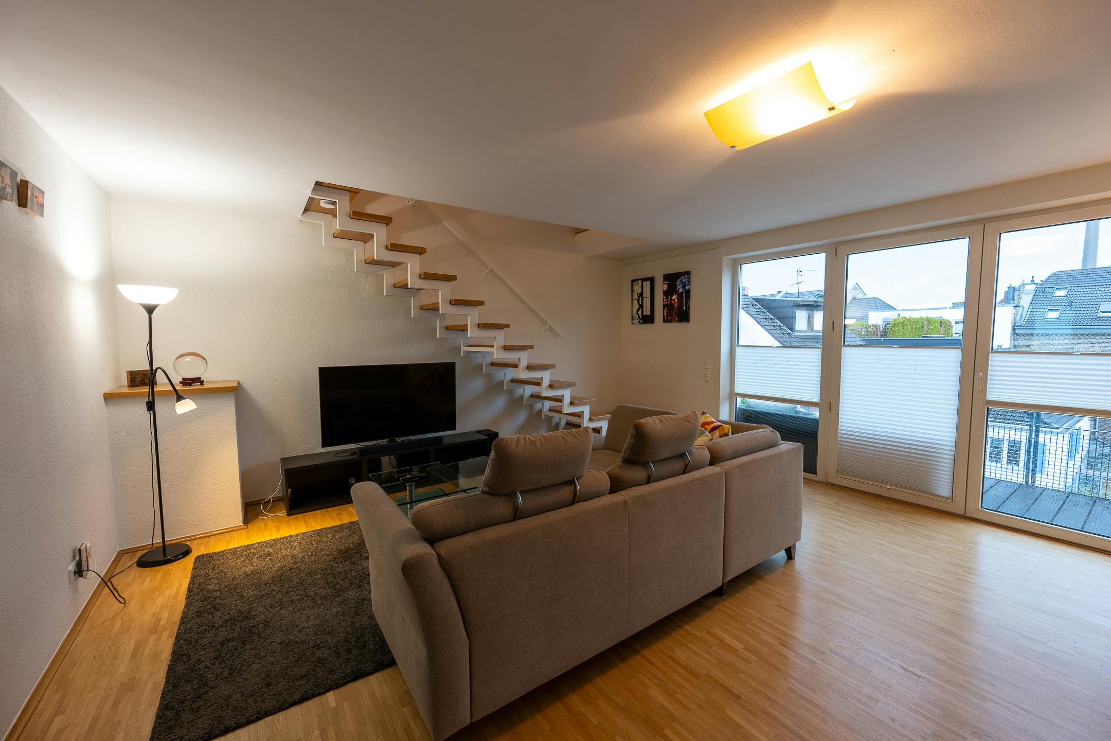 Apartment for rent for €2,350 per month in Köln, Wahlenstraße