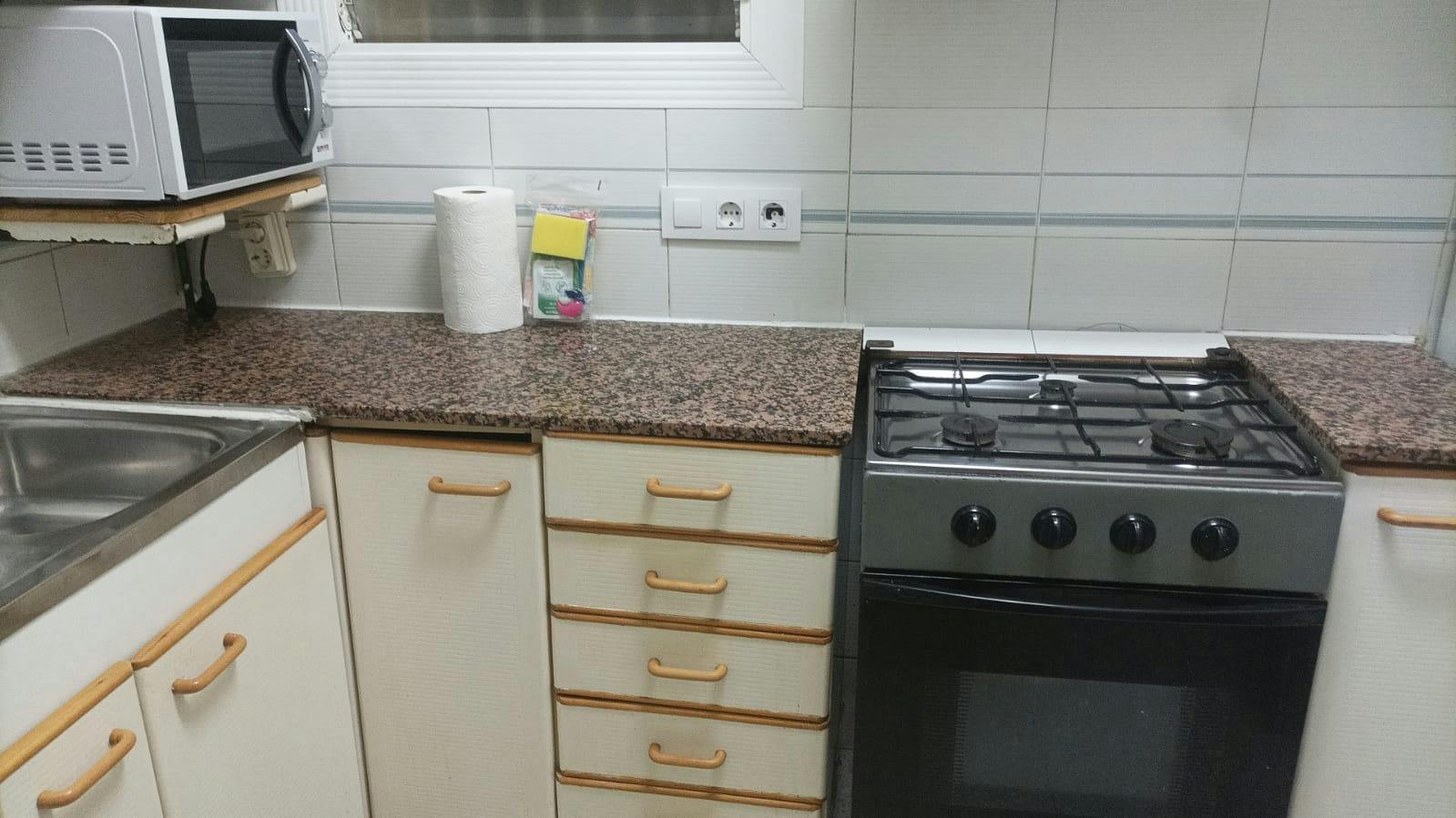 3-Bedroom Apartment in Carrer de Ca l'Alegre de Dalt, Barcelona (1736736) ROOM 4