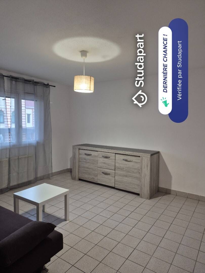 Apartamento para alugar por € 435 por mês em Saint-Étienne, Rue Richelandière