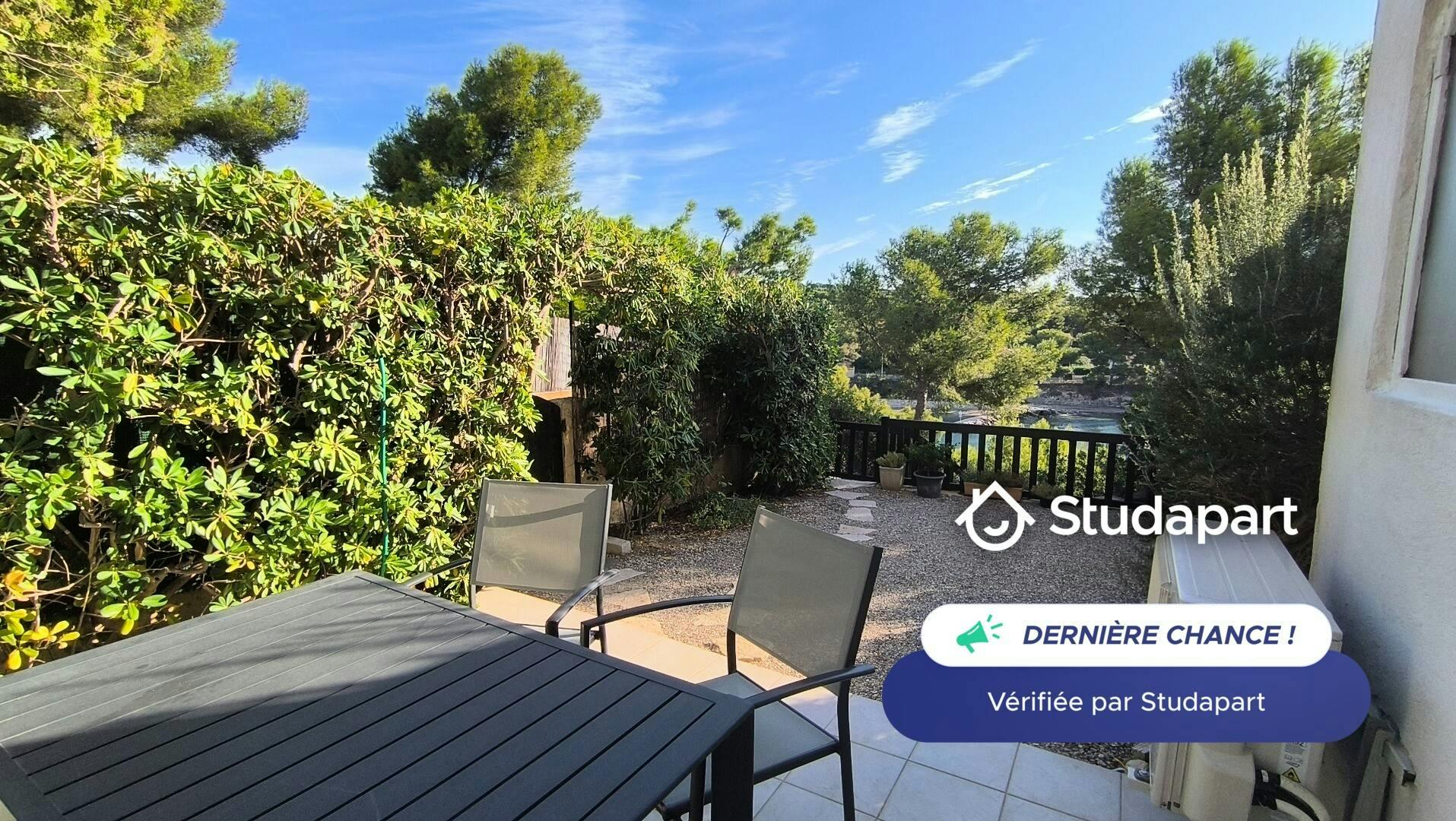 Квартира за оренду для 920 EUR на місяць у Carry-le-Rouet, Avenue Gérard Montus