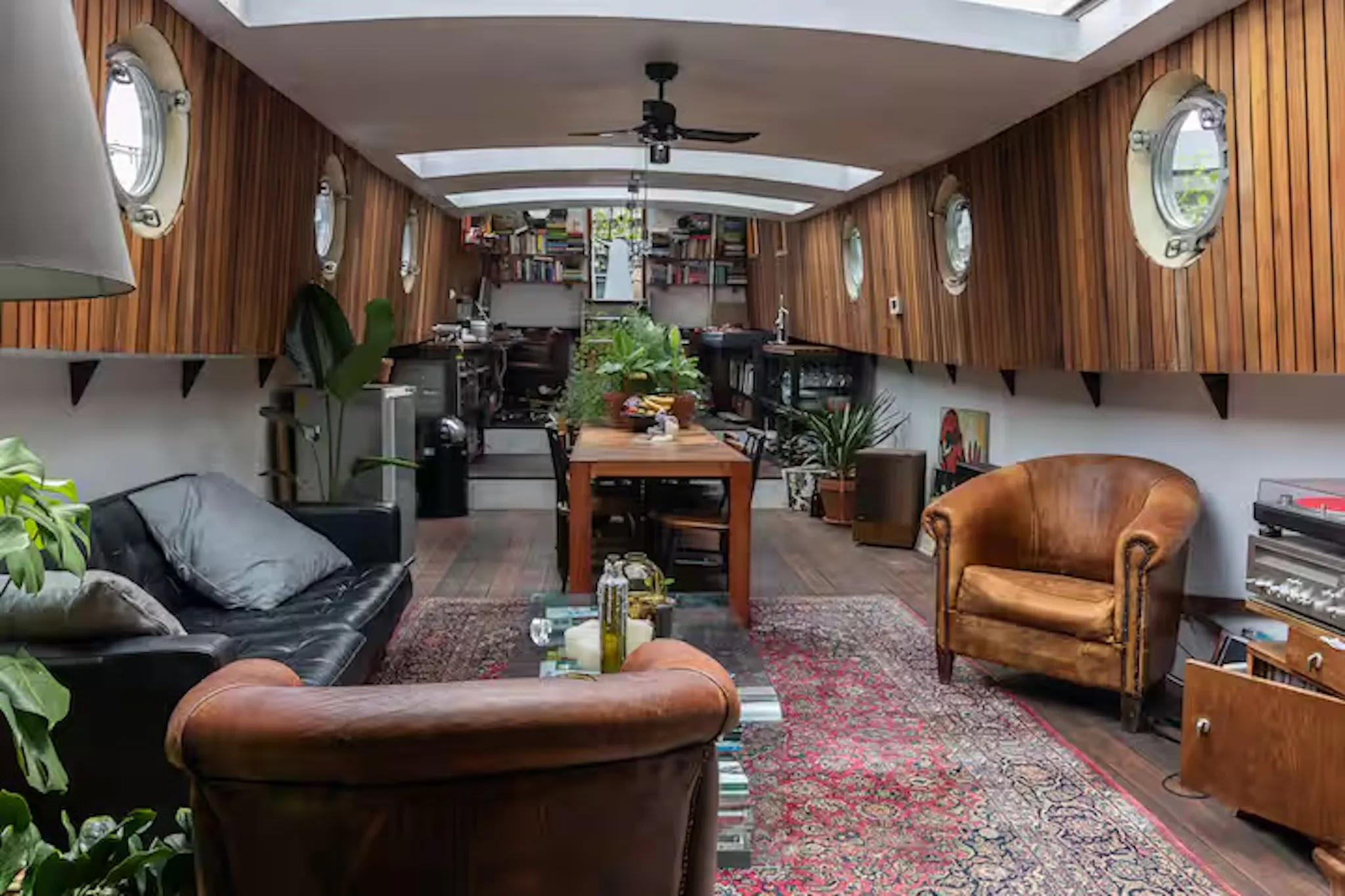 Nieuwe Teertuinen, Amsterdam preview