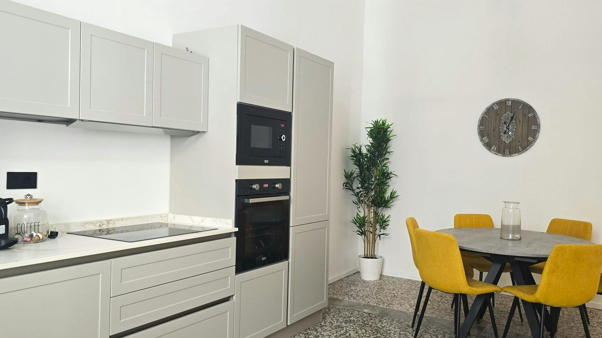 Apartamento para alugar por € 1 por mês em Savona, Via Pietro Paleocapa