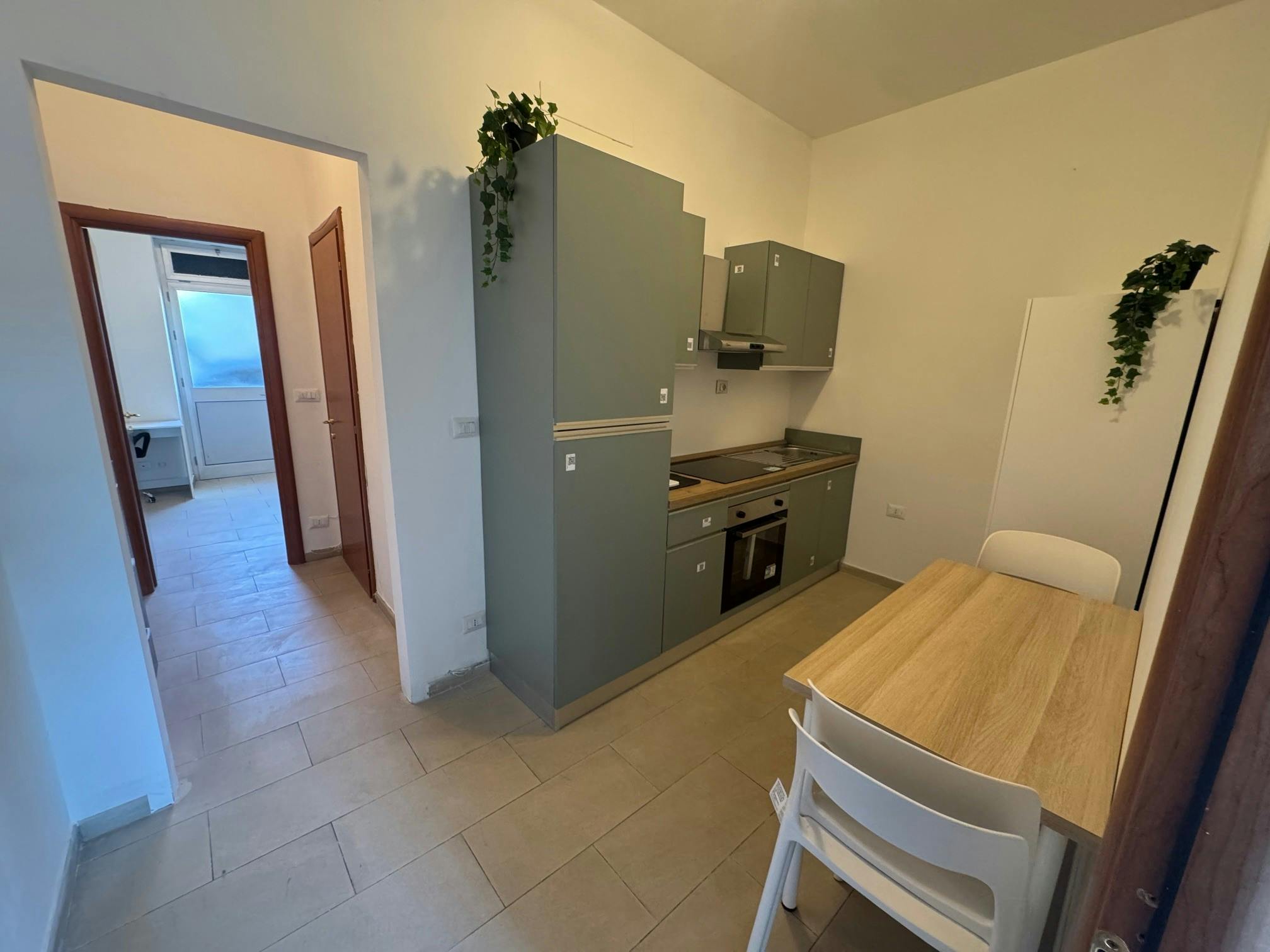 私人房间 正在以 €600 的月租出租，其位于 Turin, Via Enrico Dandolo