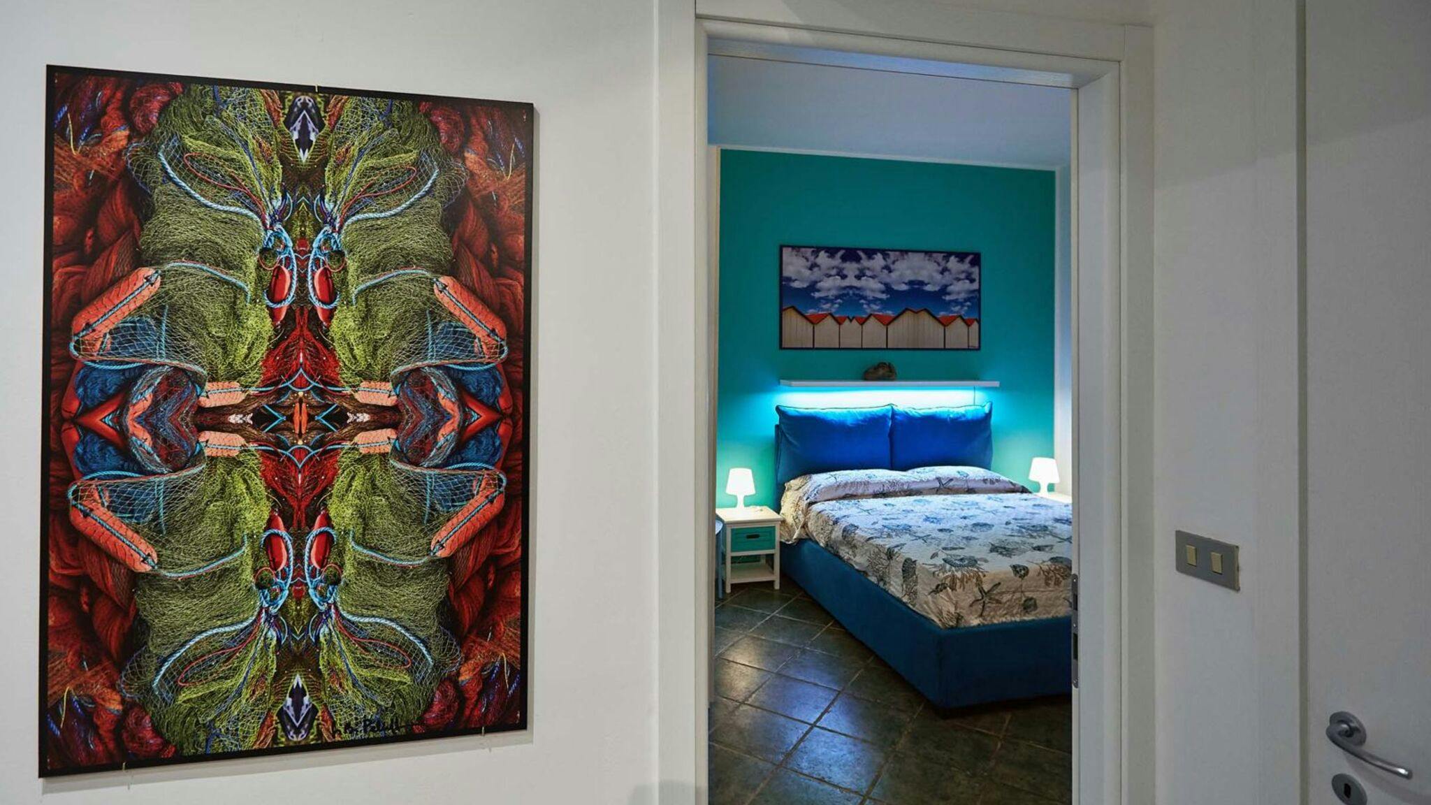 preview gallery tile