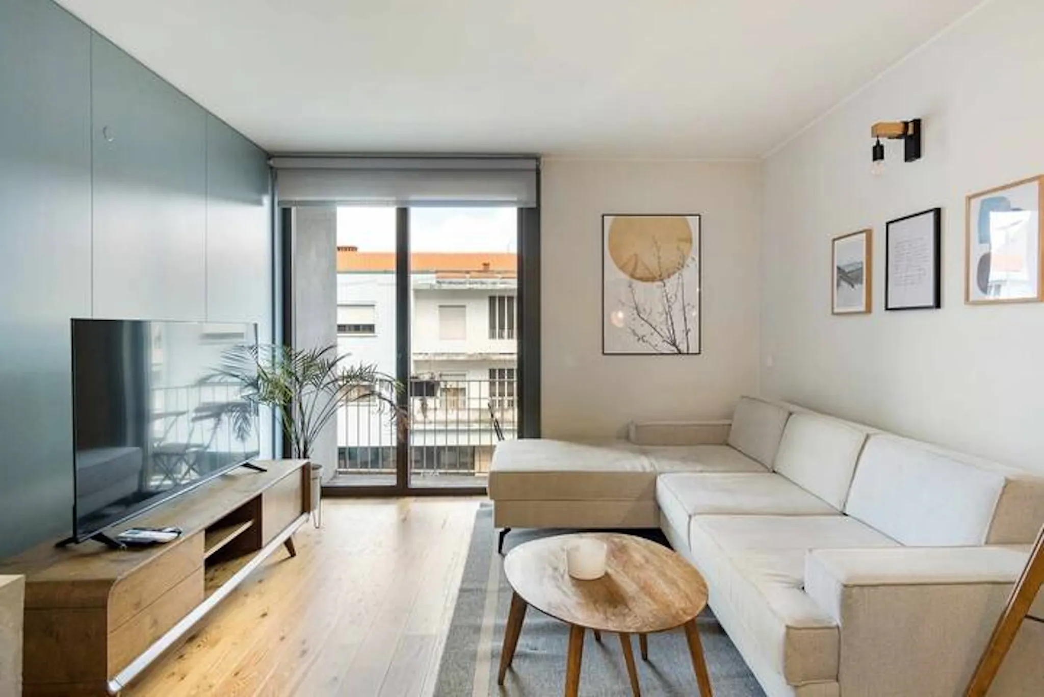Rua de Pinto Bessa, Porto preview