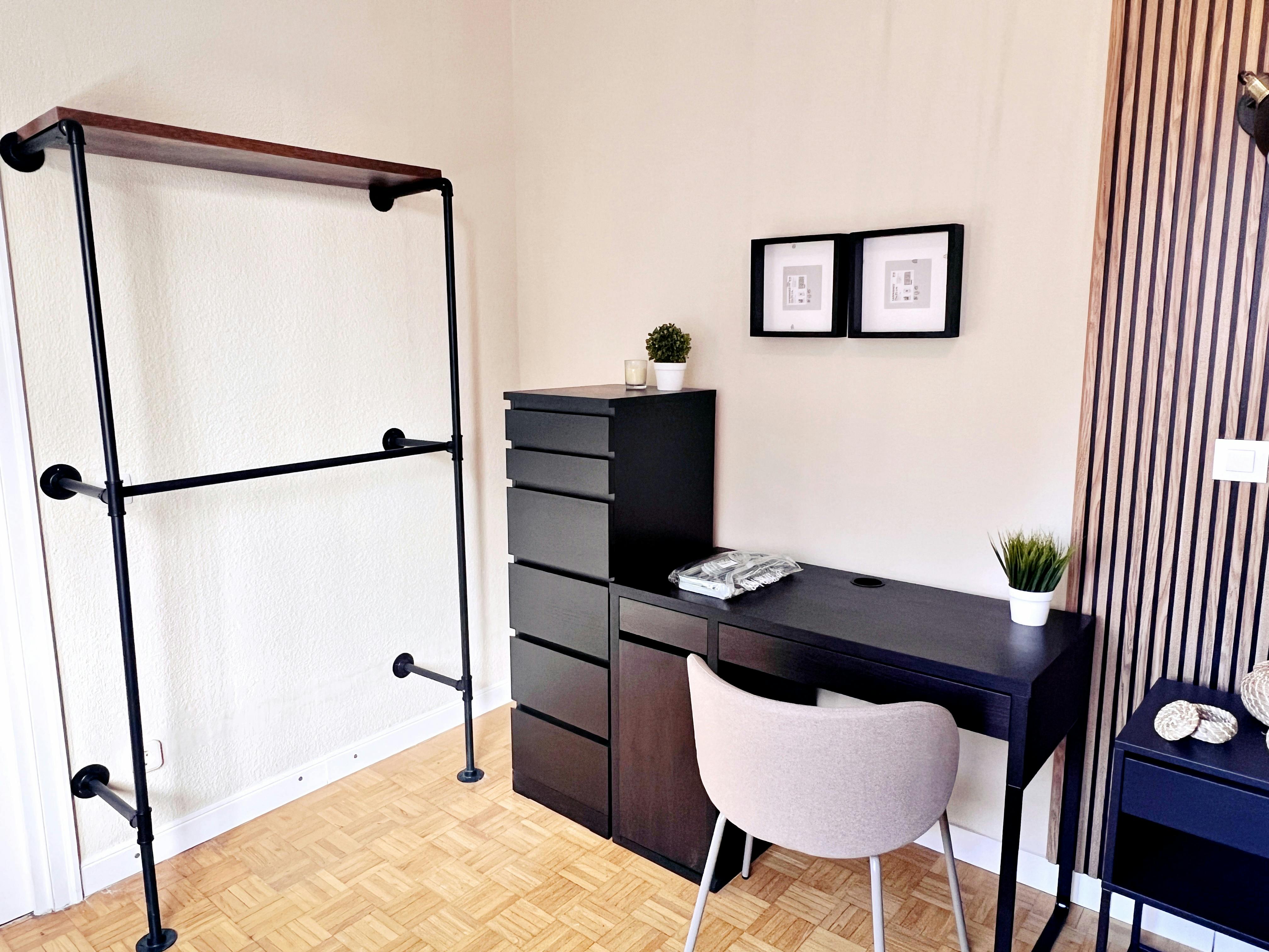 5-Bedroom Apartment in Calle de Valdevarnes, Madrid (1737326) room image 3