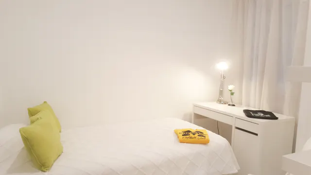 Private room in Glorieta Embajadores, Madrid (1737450) room image 1