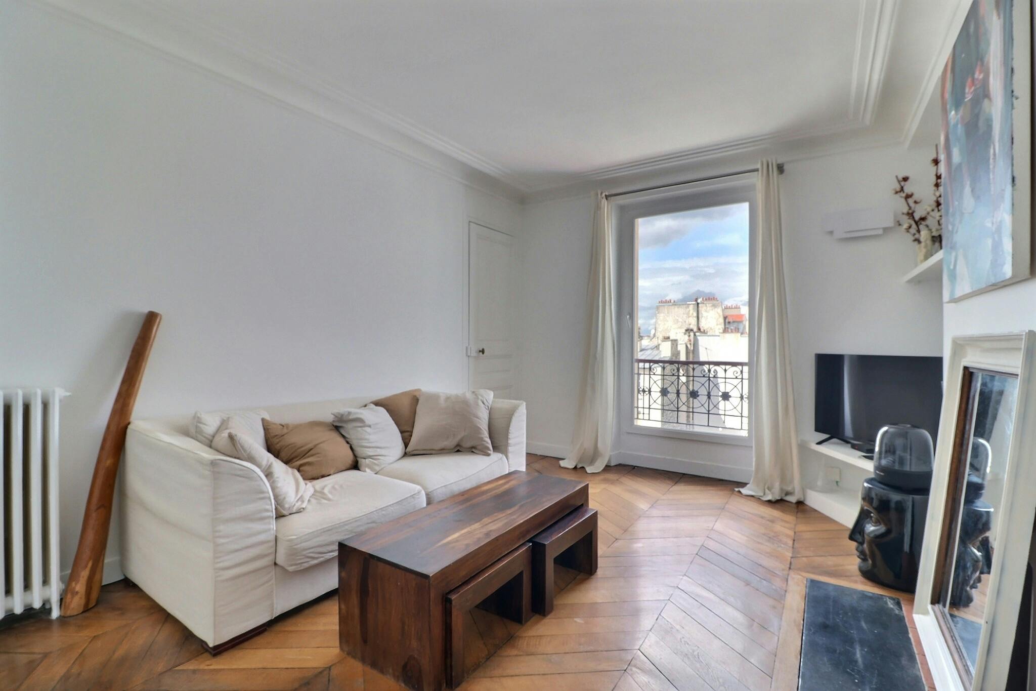 Rue du Faubourg du Temple, Paris preview