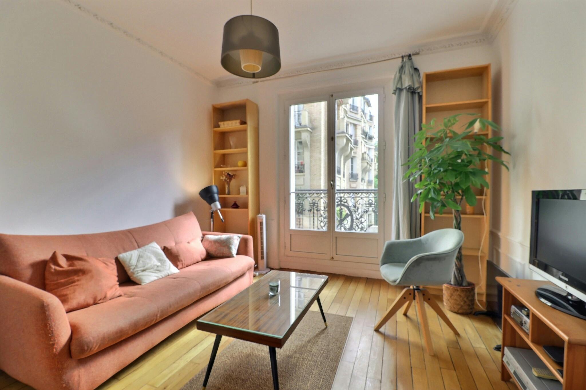 Rue Marcadet, Paris preview