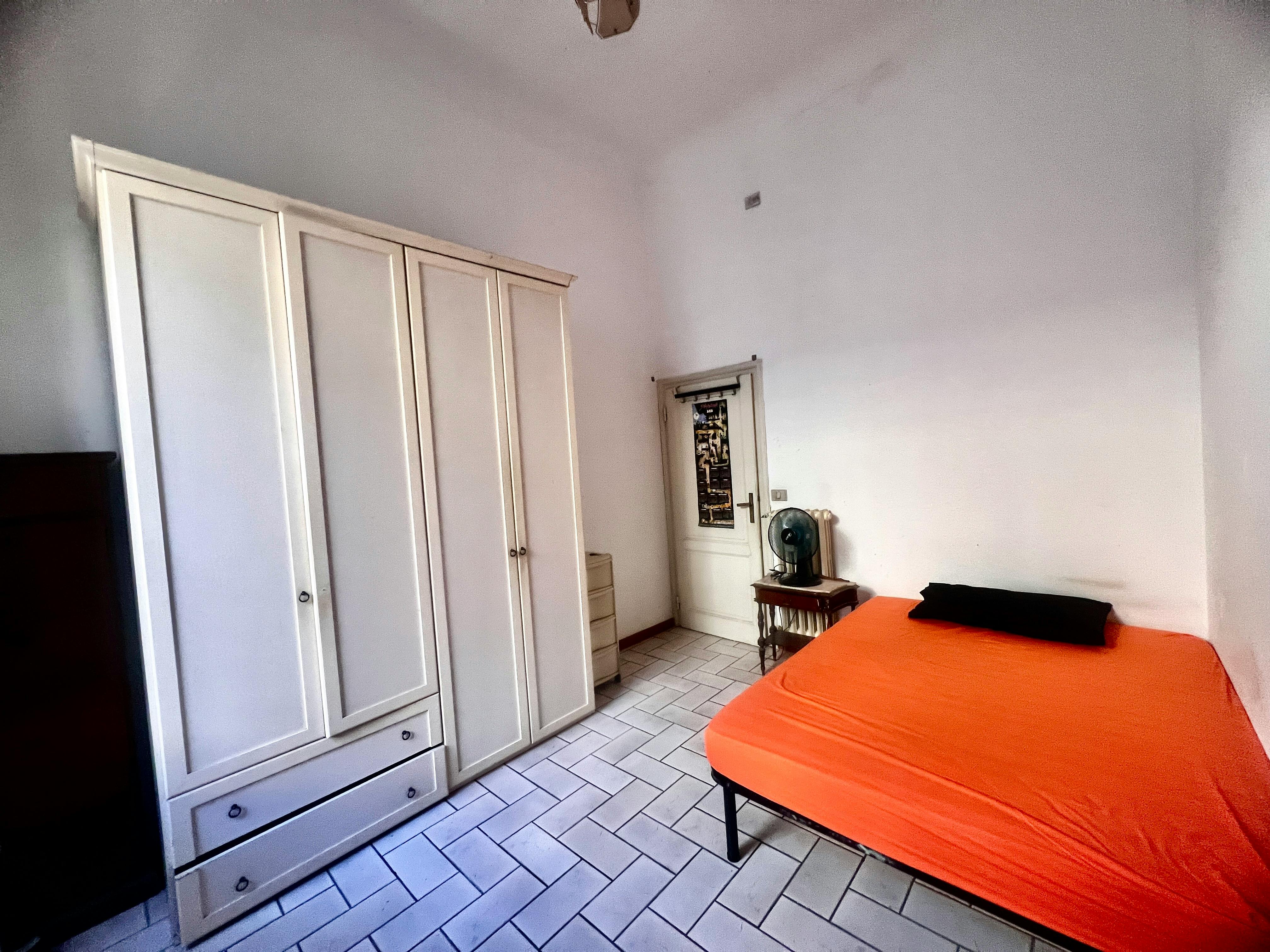 WG-Zimmer zu mieten für 490 € pro Monat in Florence, Via Frà Jacopo Passavanti