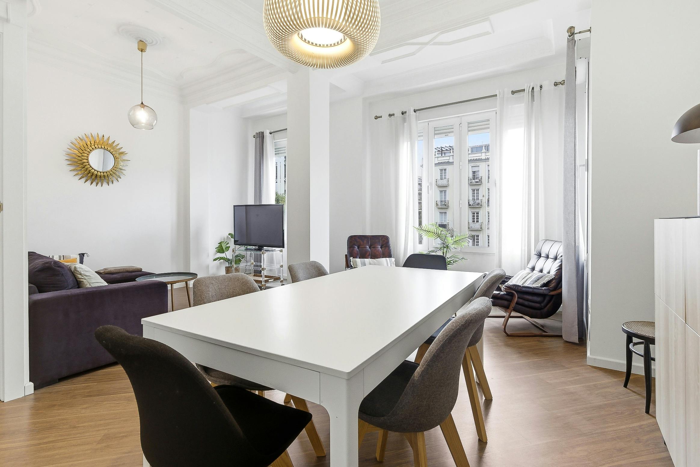 Appartement te huur voor € 2.600 per maand in Gandia, Carrer de Sant Francesc de Borja