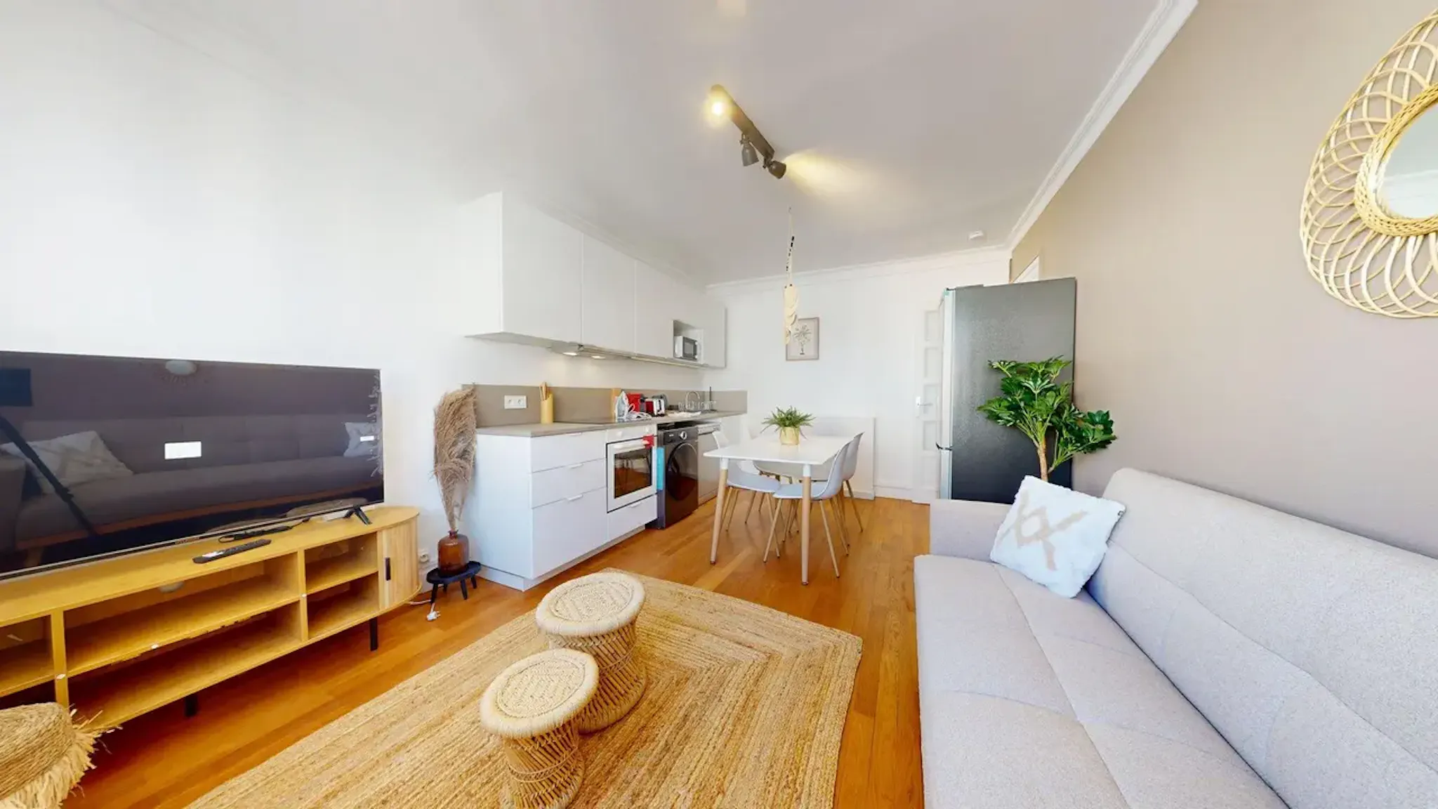 Rue Charles Montaland, Villeurbanne preview