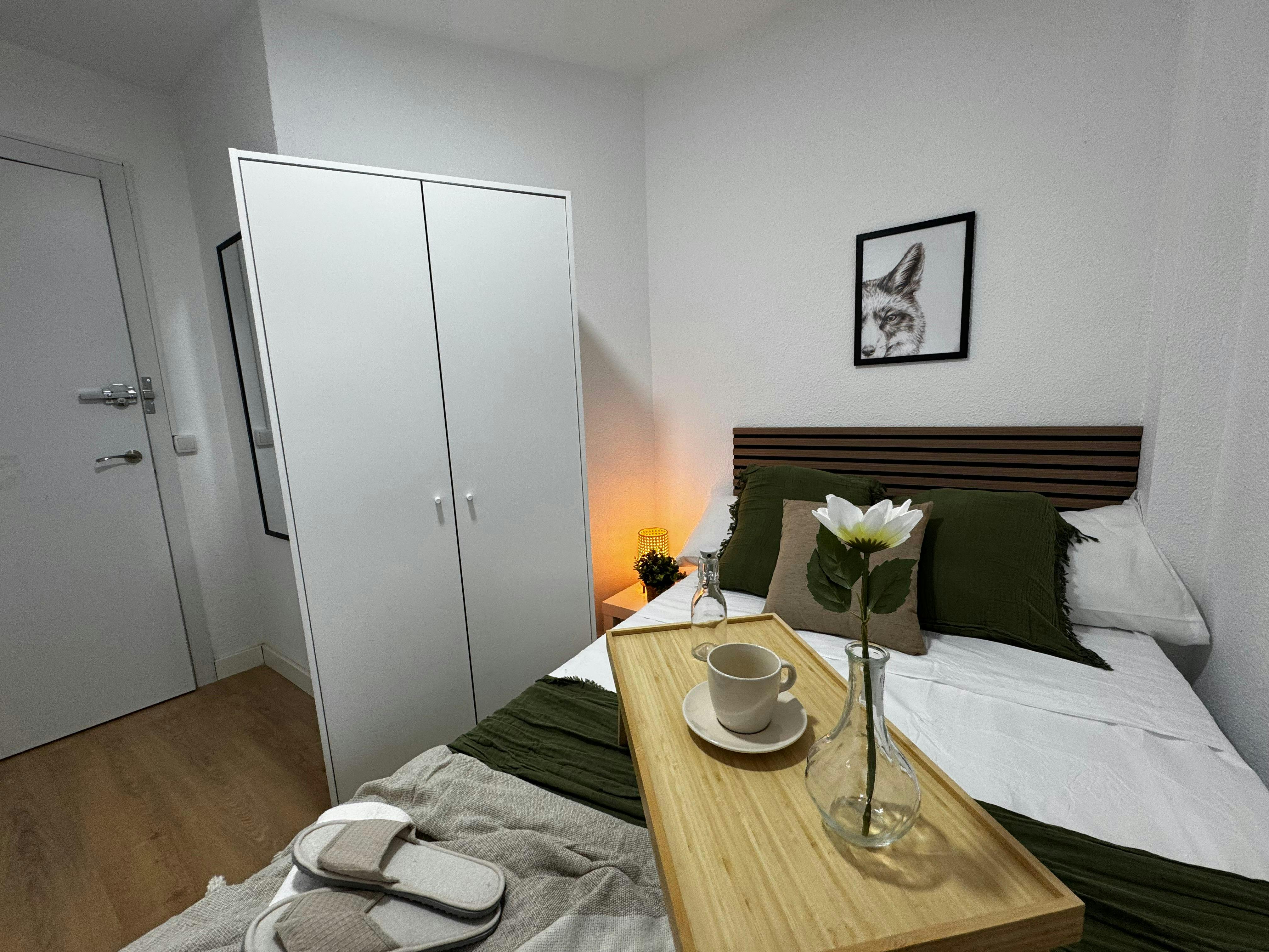 Private room in Calle de Valle Inclán, Madrid (1737722) room image 2