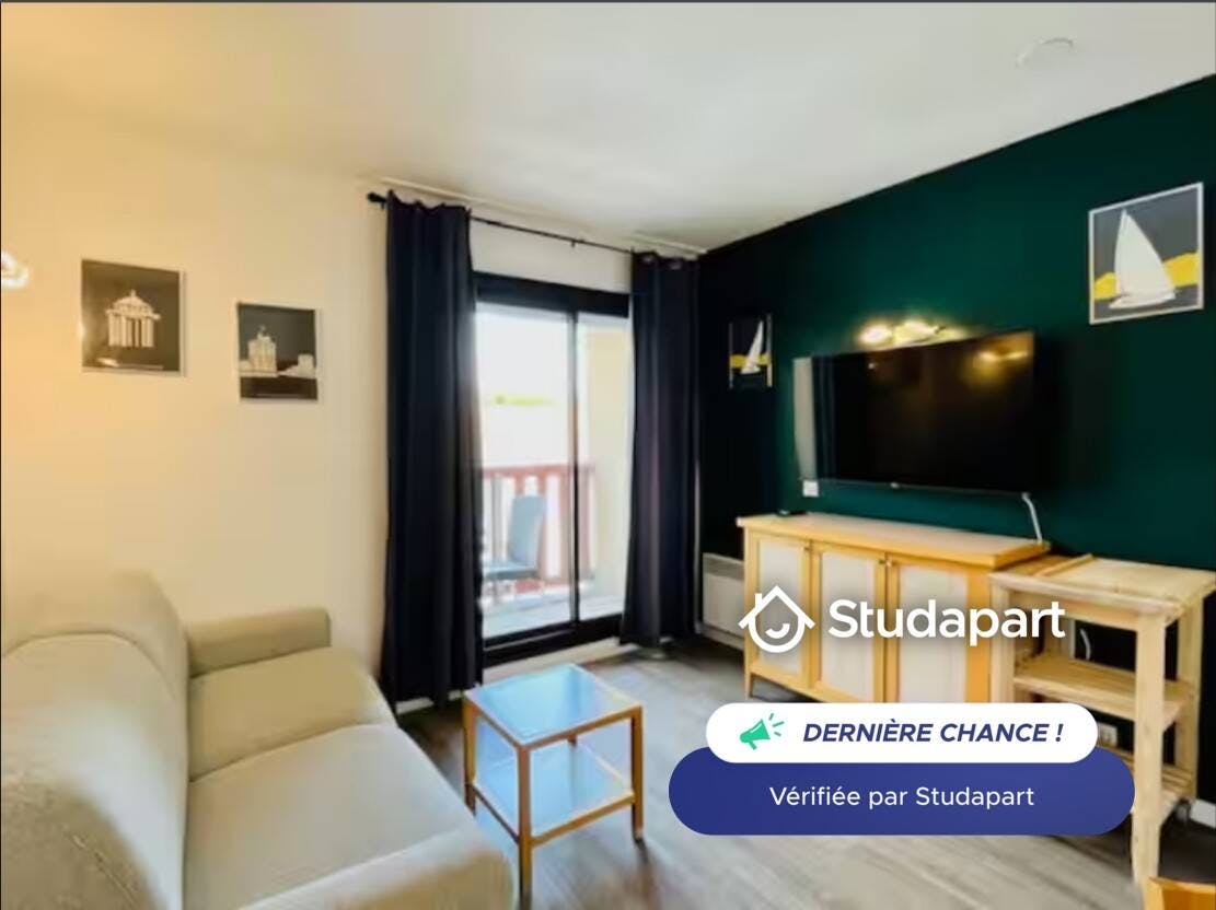 Квартира за оренду для 645 EUR на місяць у La Rochelle, Quai de Marans