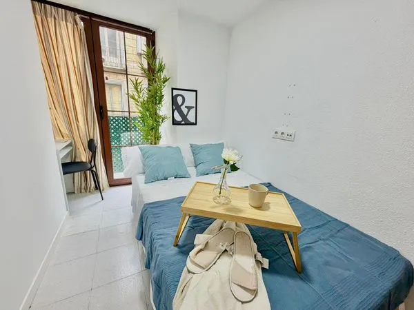 Private room in Calle de Hortaleza, Madrid (1737823) room image 1
