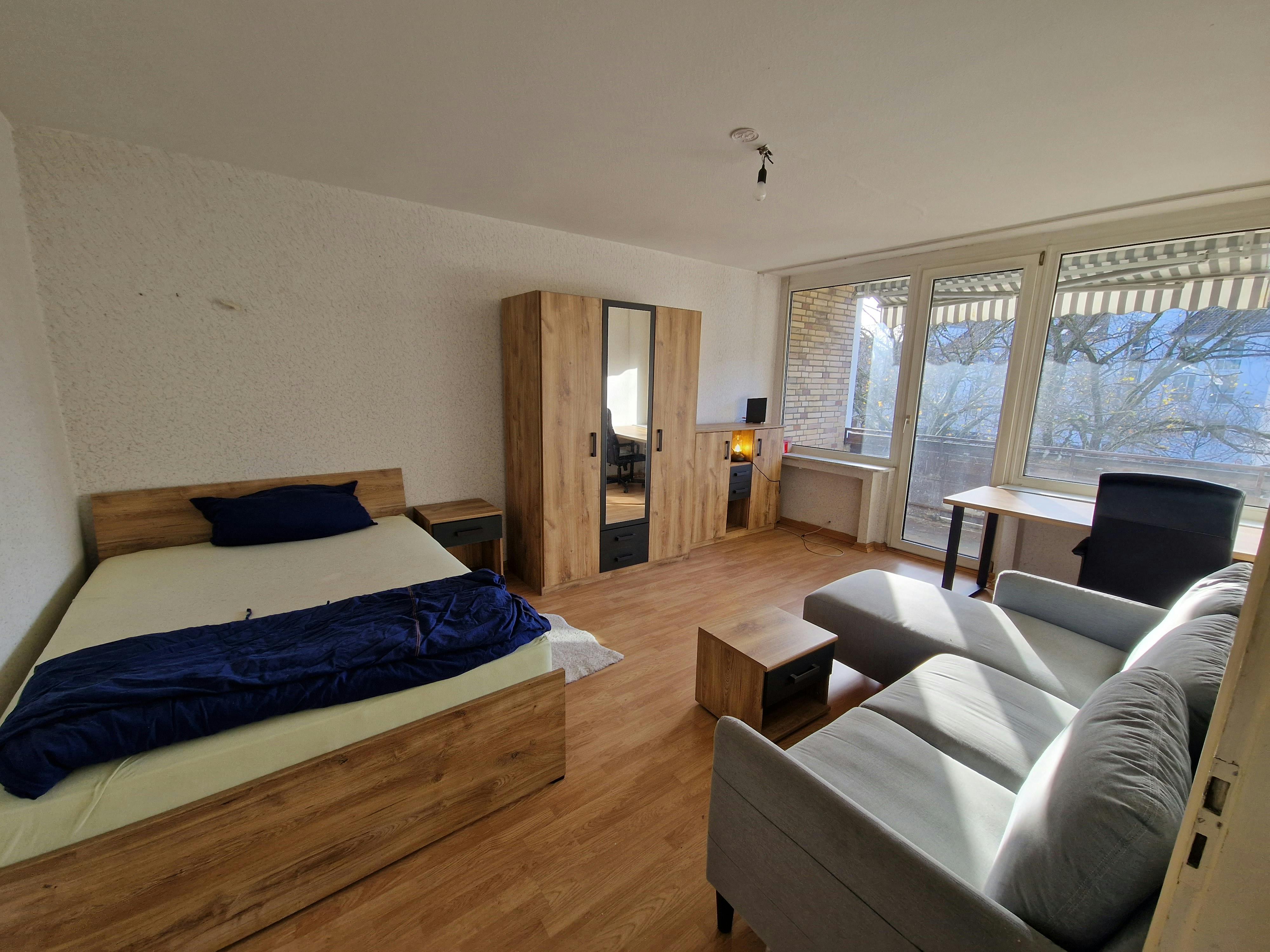 Quarto privado para alugar por € 790 por mês em Düsseldorf, Reisholzer Straße