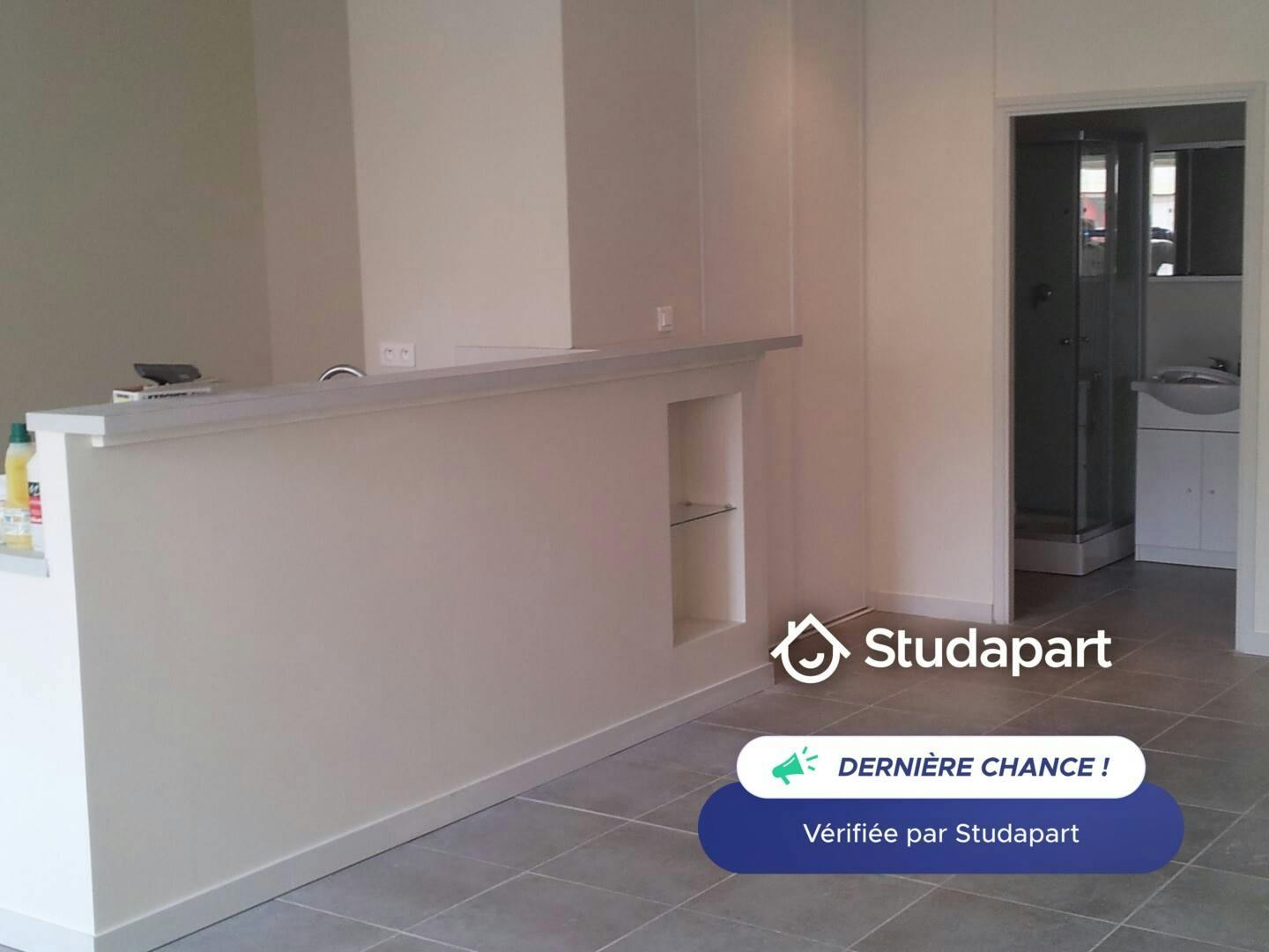 Appartement te huur voor € 850 per maand in Besançon, Rue de la Liberté