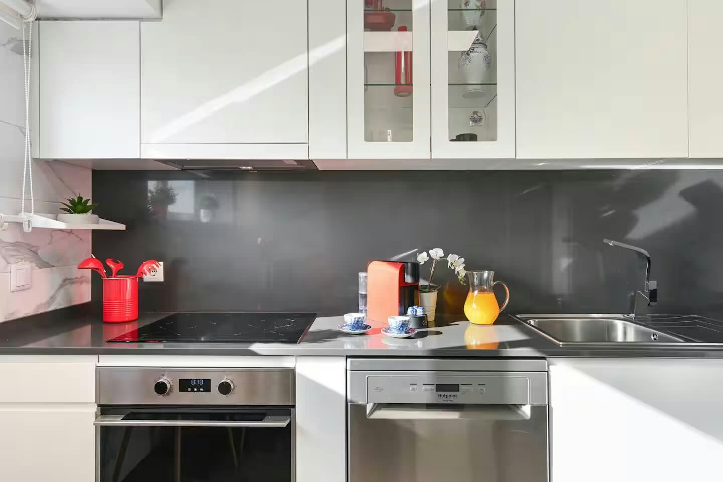 1-Bedroom Apartment in Rua de Dom João IV, Porto (1737952) ROOM 4