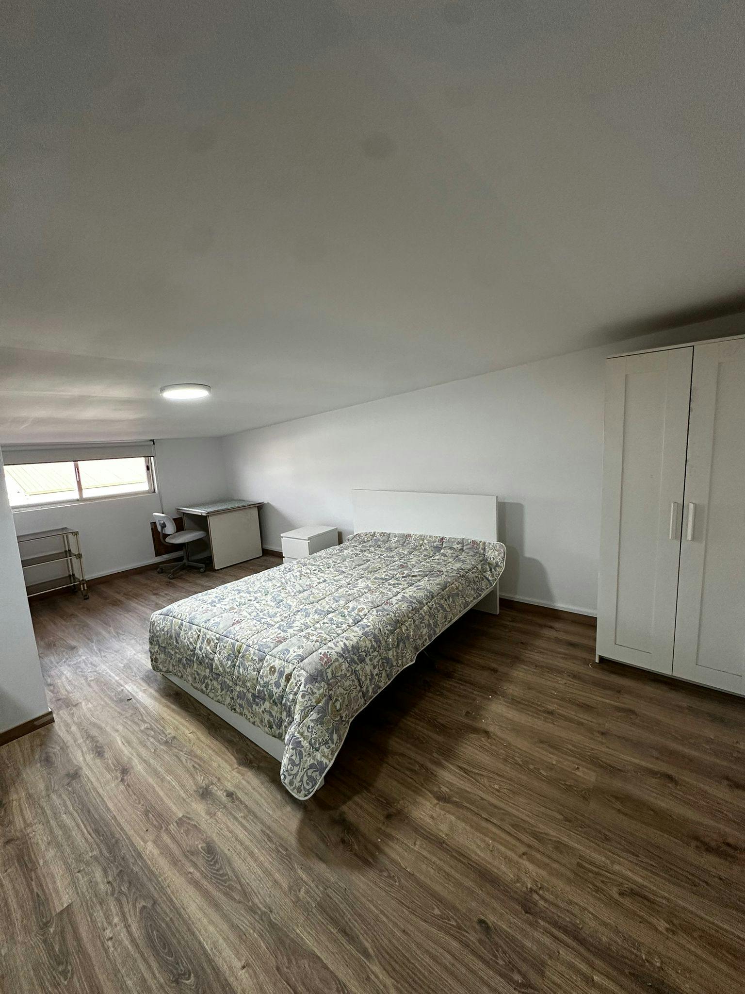 1-Bedroom Apartment in Rua de Coelho Neto, Porto (1737963) room image 1