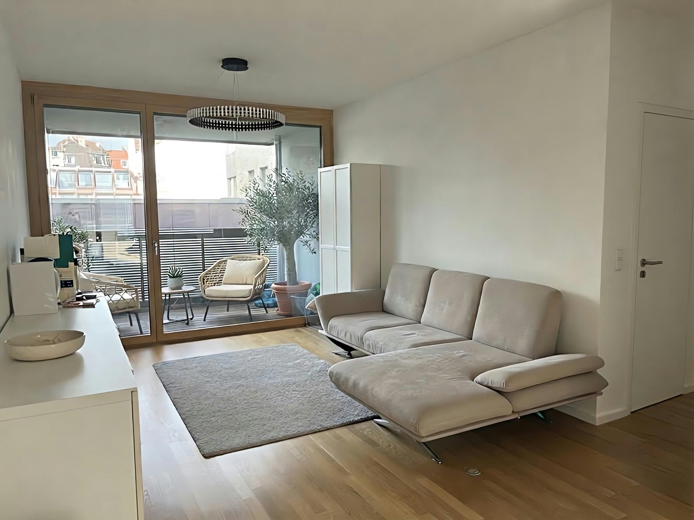 Appartement à louer pour 2 500 €/mois à Frankfurt am Main, Gerbermühlstraße