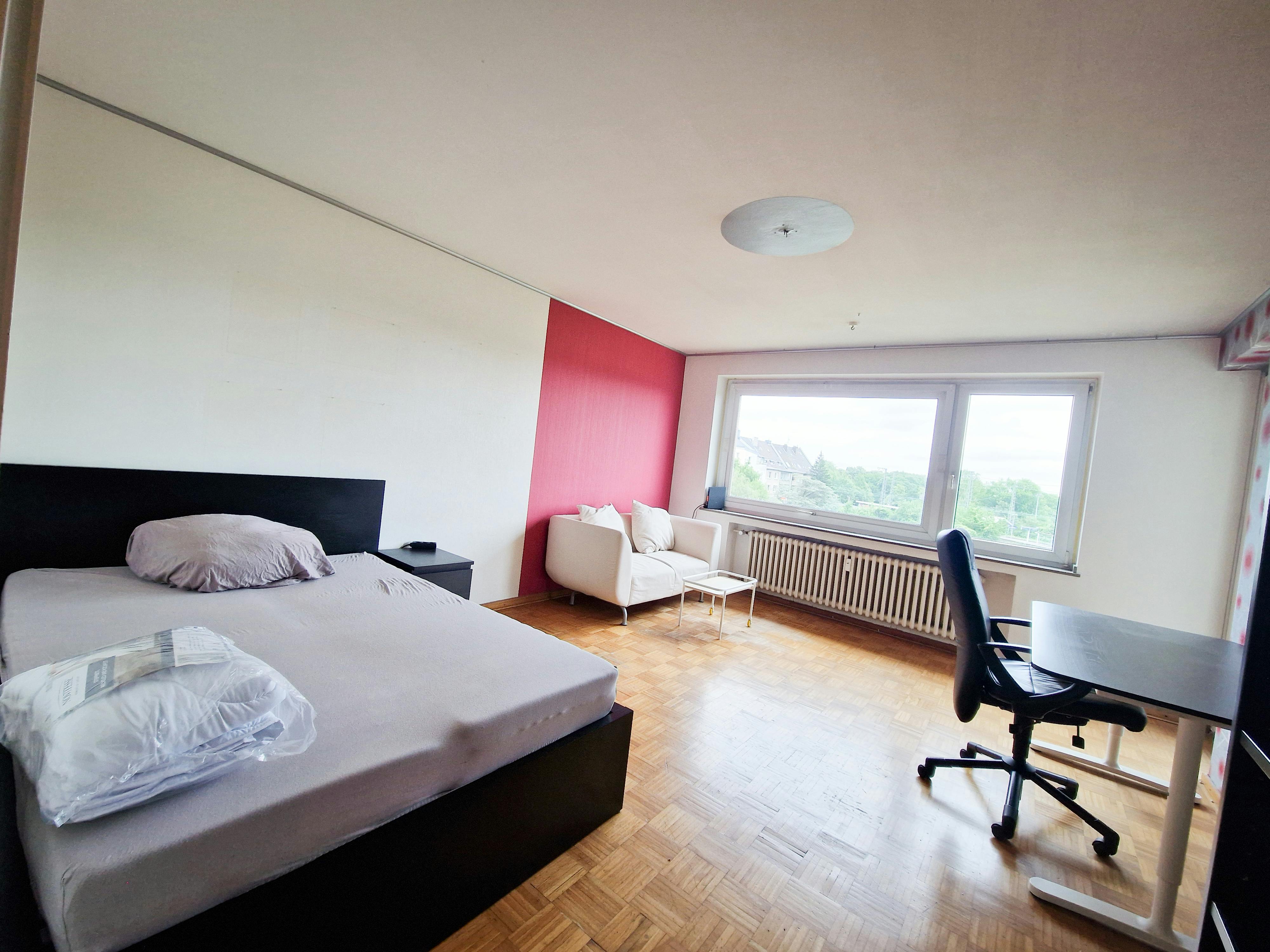 Cameră privată de închiriat pentru 790 EUR pe lună în Düsseldorf, Oberbilker Allee