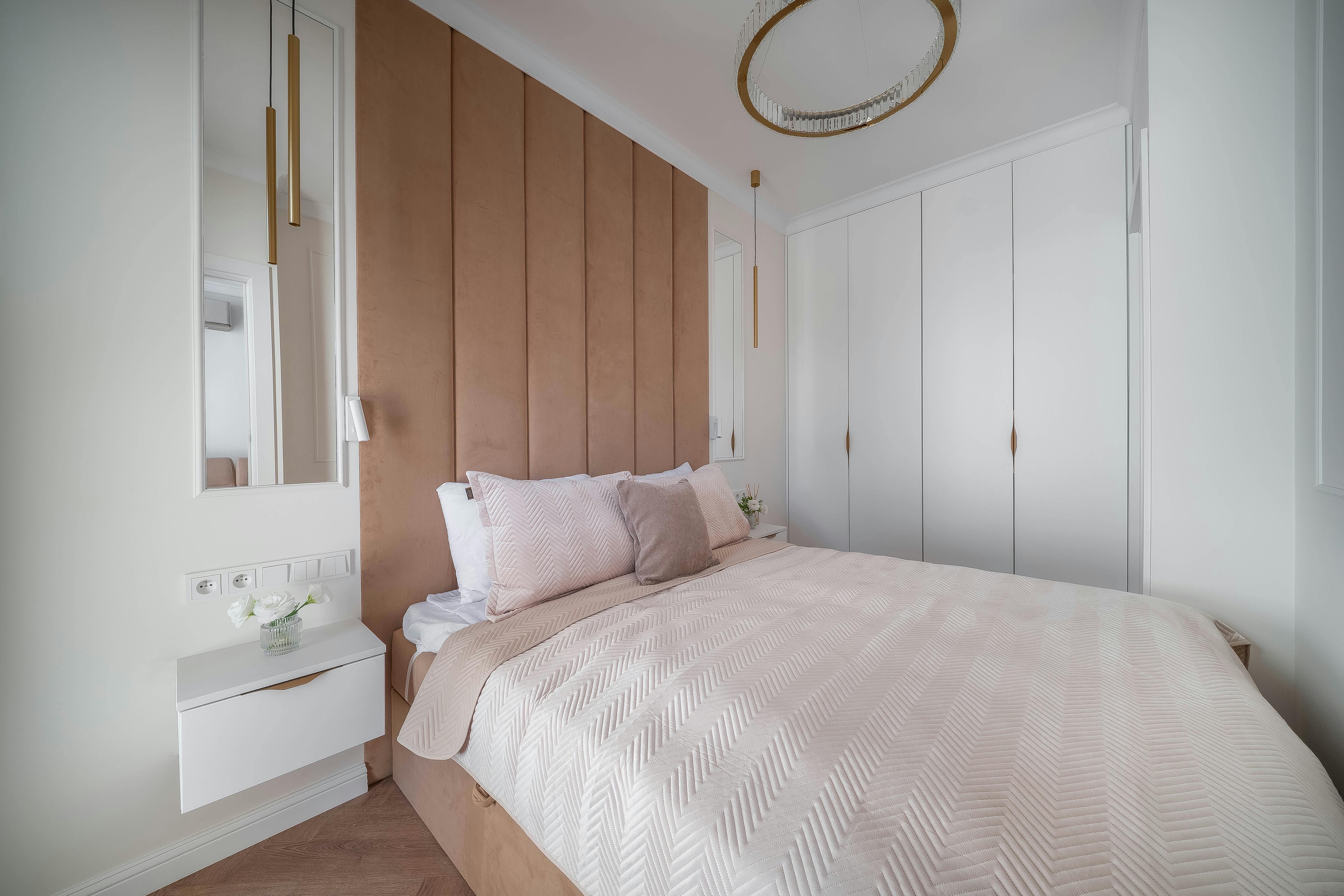 Chmielna, Warsaw preview