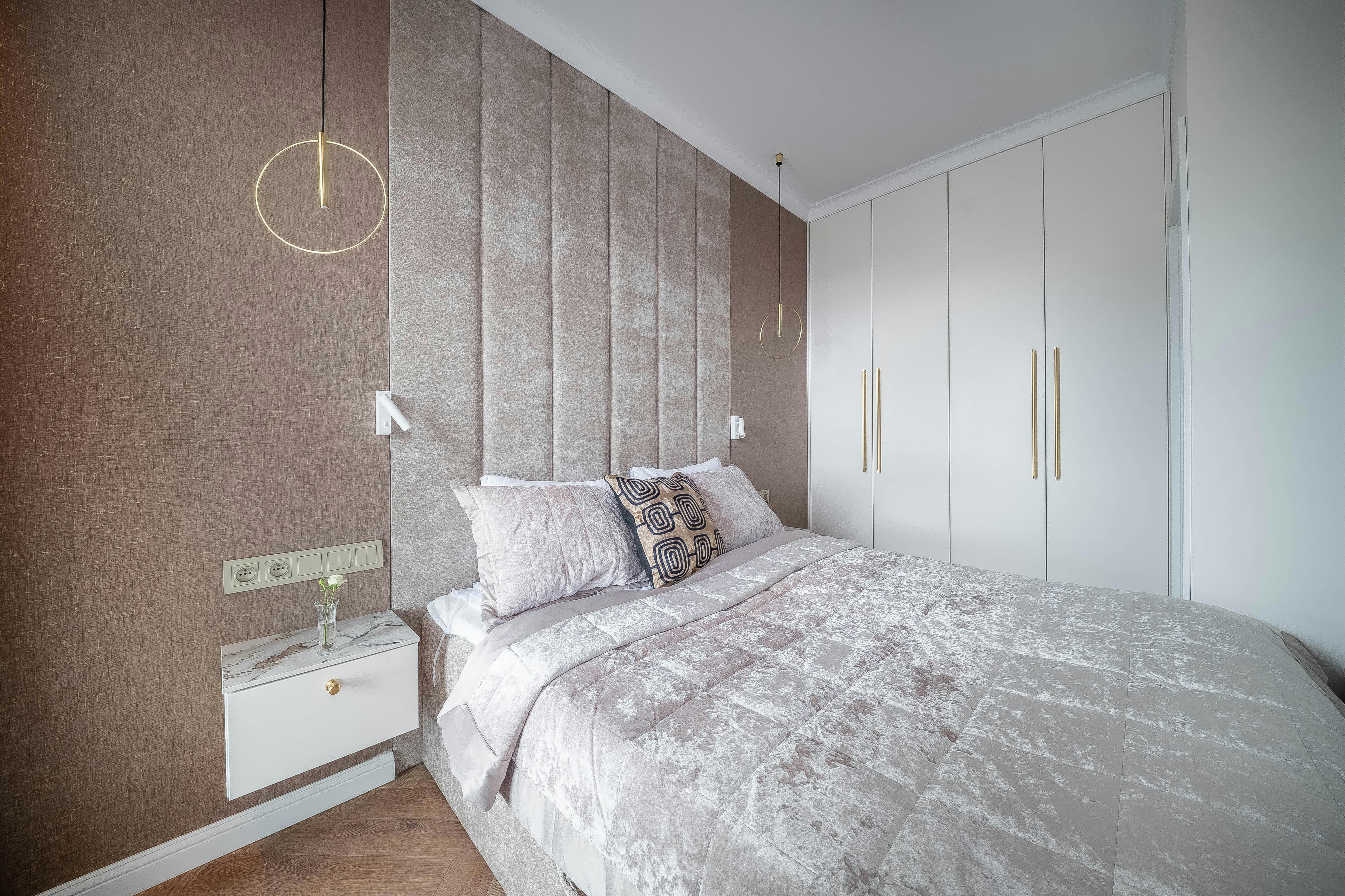Chmielna, Warsaw preview
