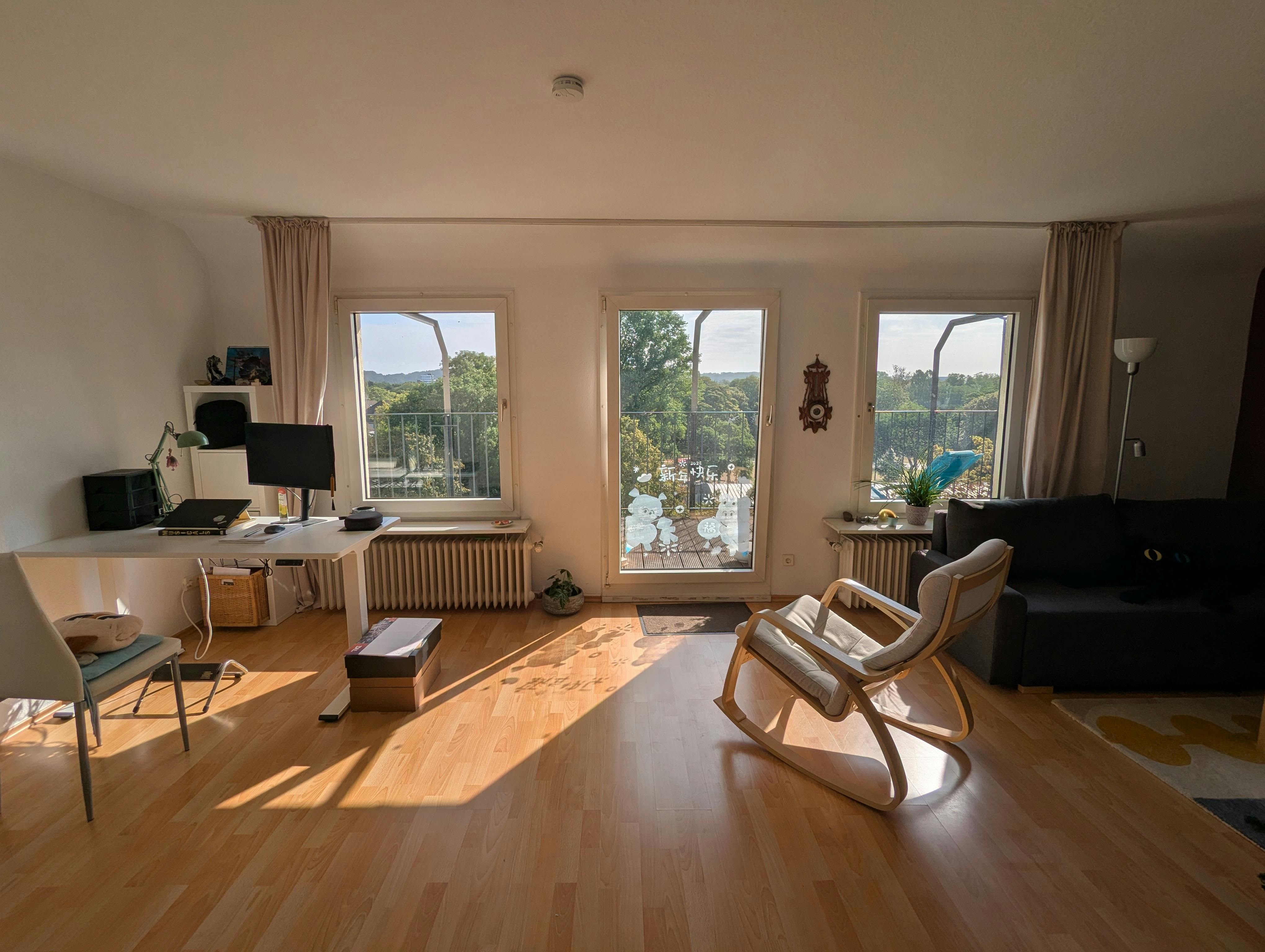 Mieszkanie do wynajęcia za 1100 € miesięcznie w mieście Düsseldorf, Brehmstraße