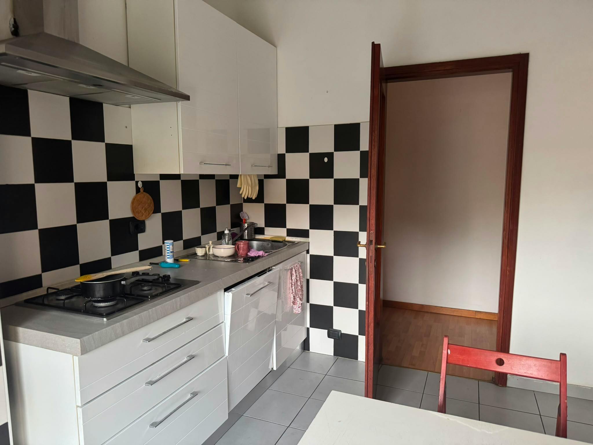 Viale Sabotino, Milan preview