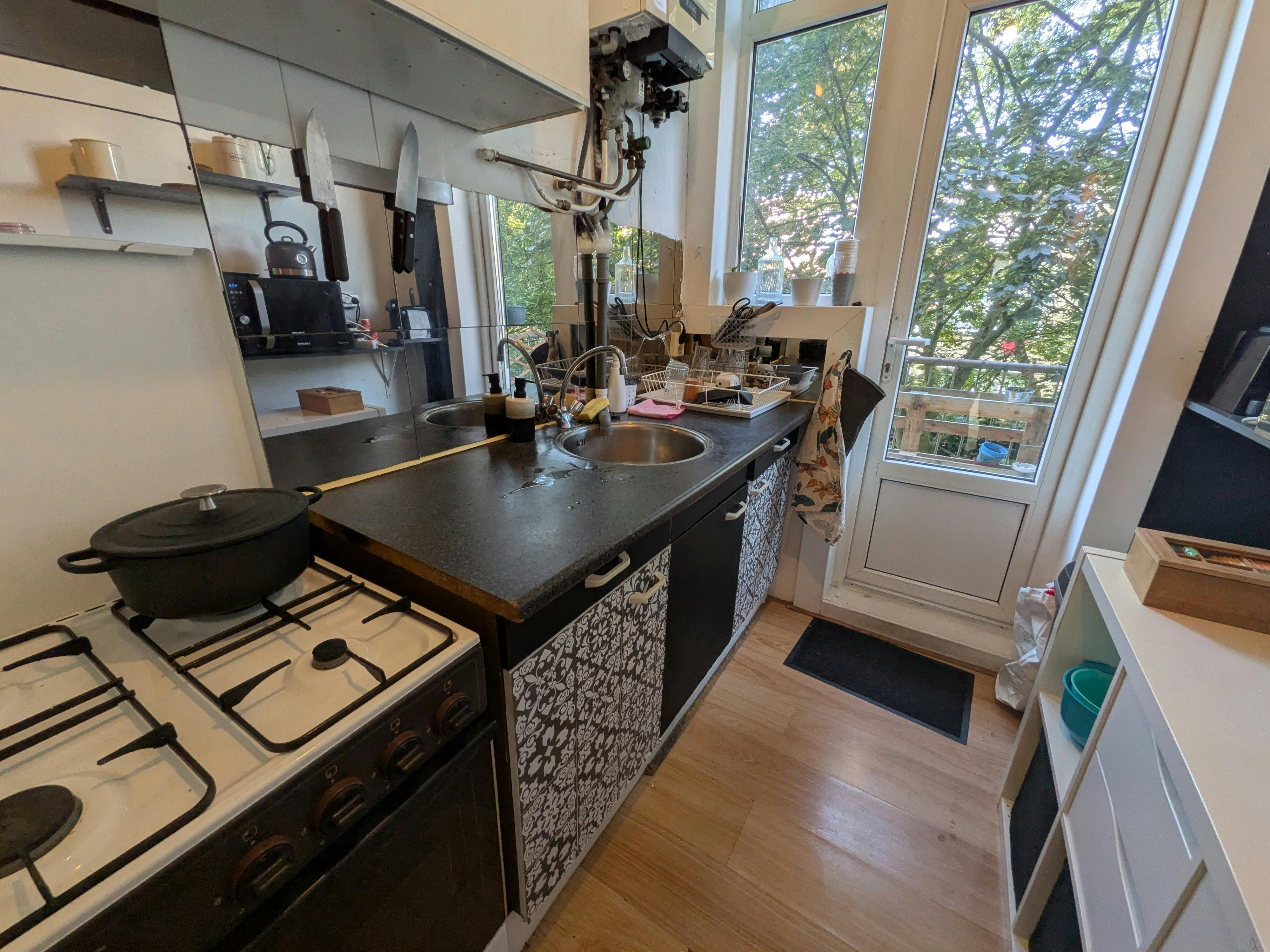 1-Bedroom Apartment in Mathenesserweg, Rotterdam (1738604) ROOM 4