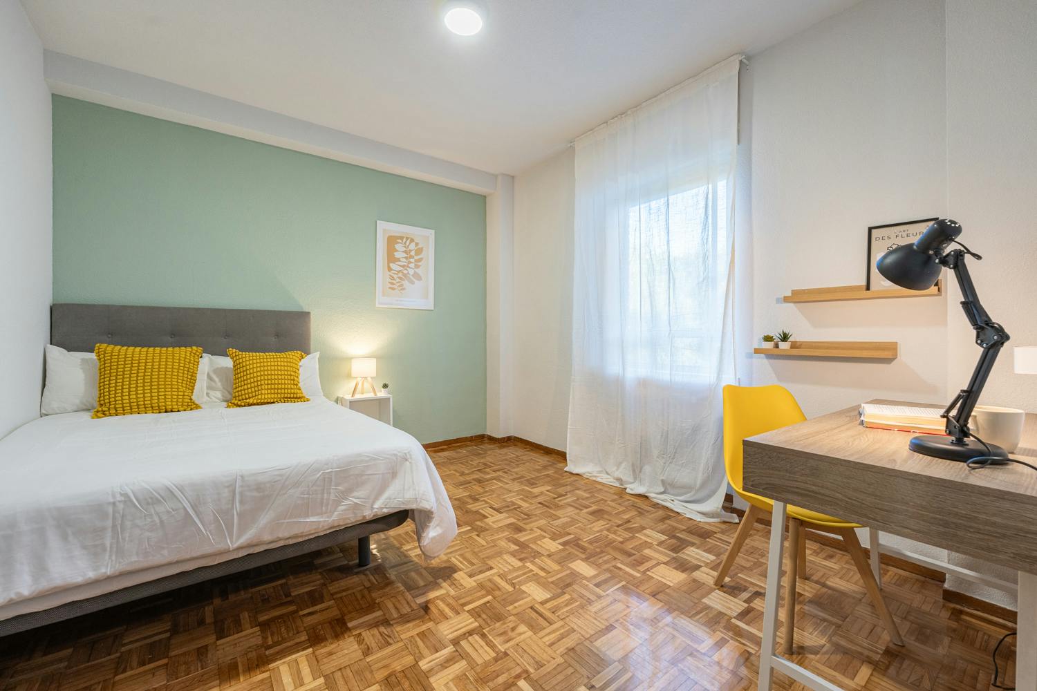 Calle del Pez Volador, Madrid preview