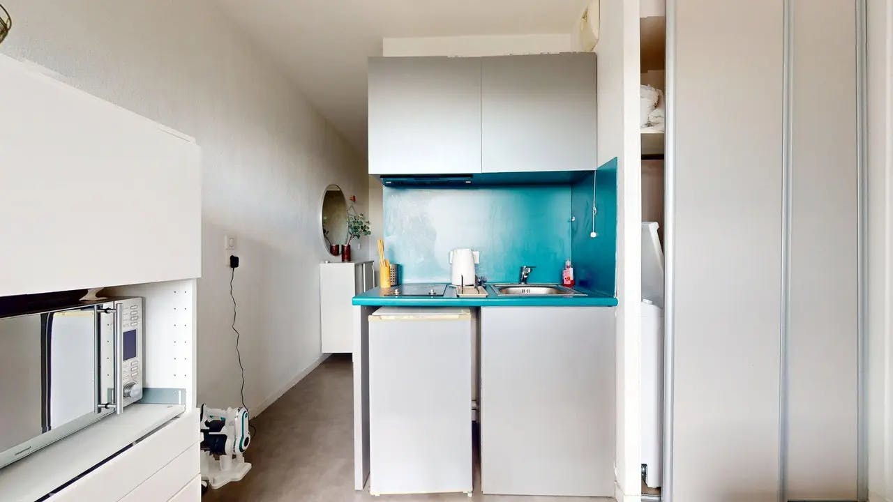 Studio zu mieten für 685 € pro Monat in Caluire-et-Cuire, Grande Rue de Saint Clair