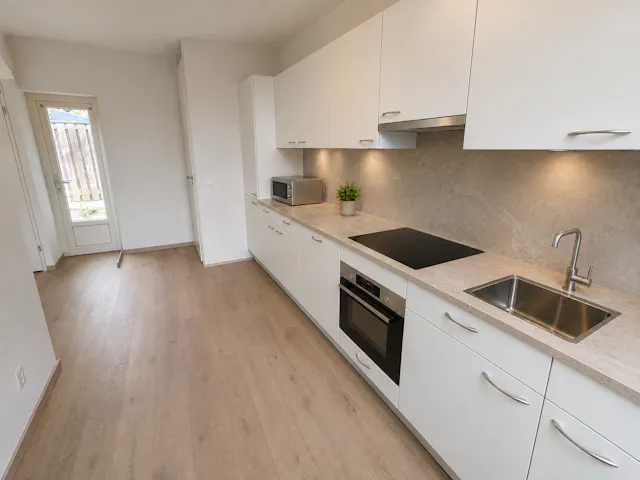 2-Bedroom House in Benedenrijweg, Rotterdam (1738652) room image 2