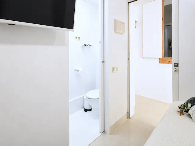 Private room in Carrer Ample, Barcelona (1738659) room image 2