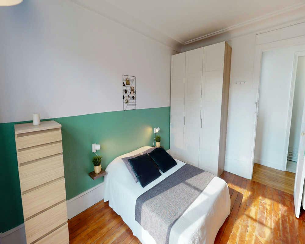 Private room in Avenue de Suffren, Paris (1738661) room image 2