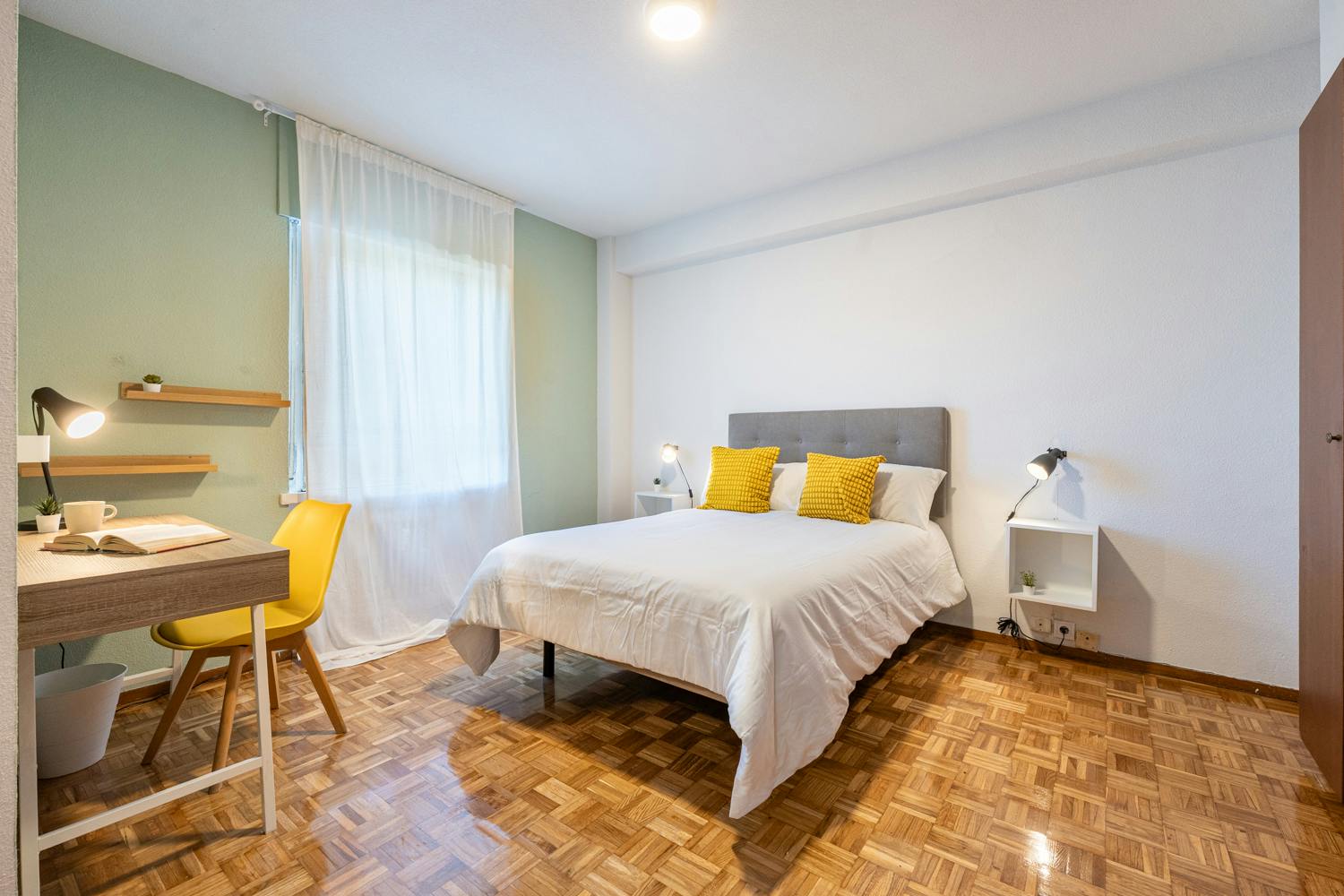 Calle del Pez Volador, Madrid preview