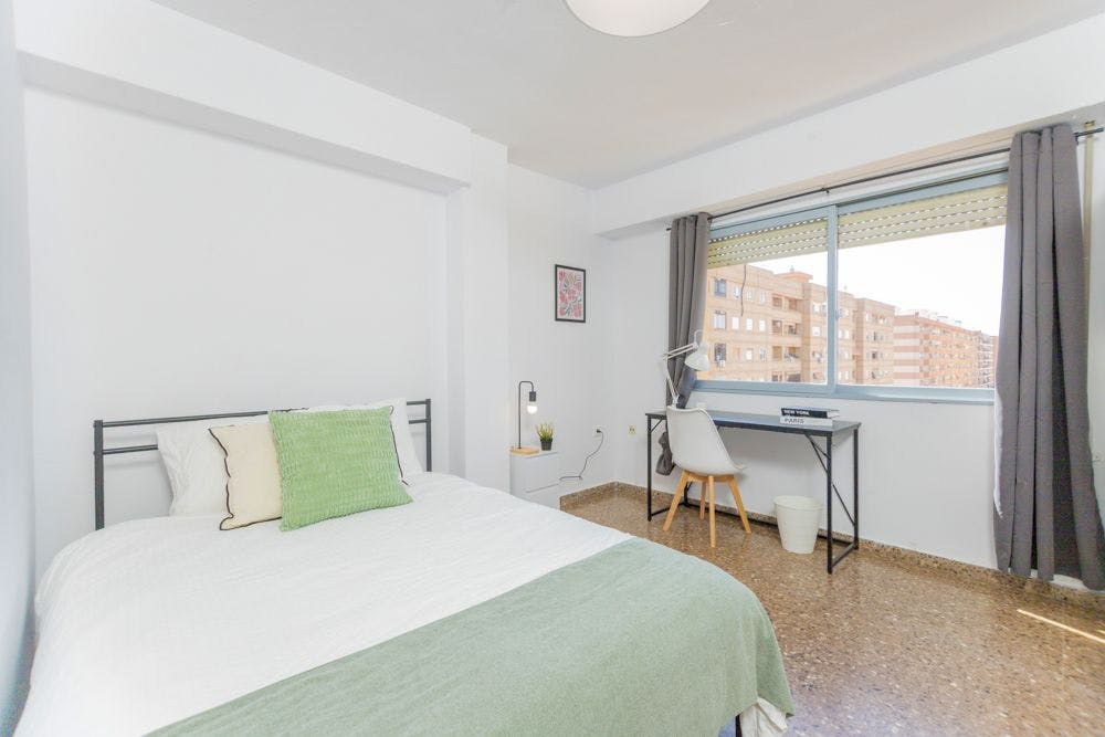 Carrer de l'Escultor Mora Cirujeda, Valencia preview