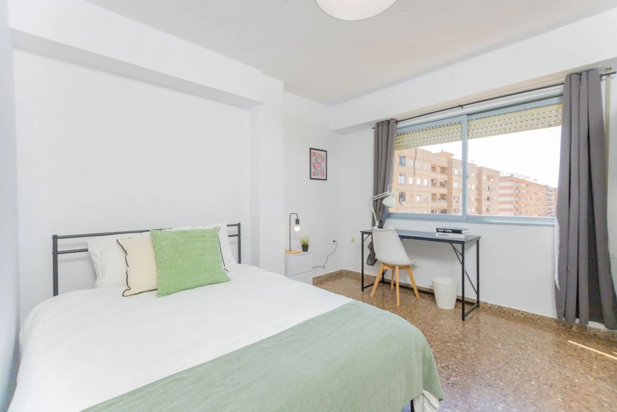 Carrer de l'Escultor Mora Cirujeda, Valencia preview