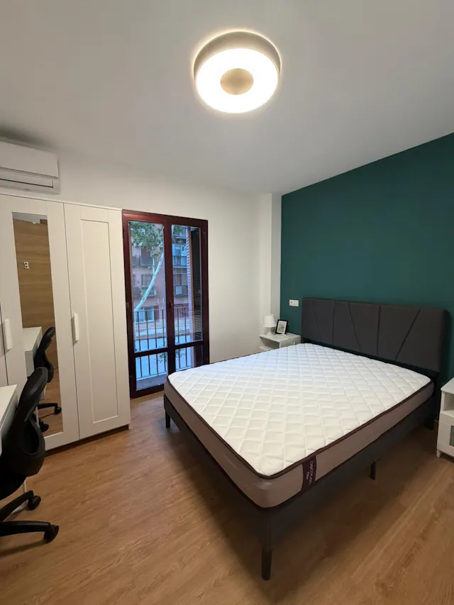 Shared room in Camino Alto de San Isidro, Madrid (1738686) room image 1