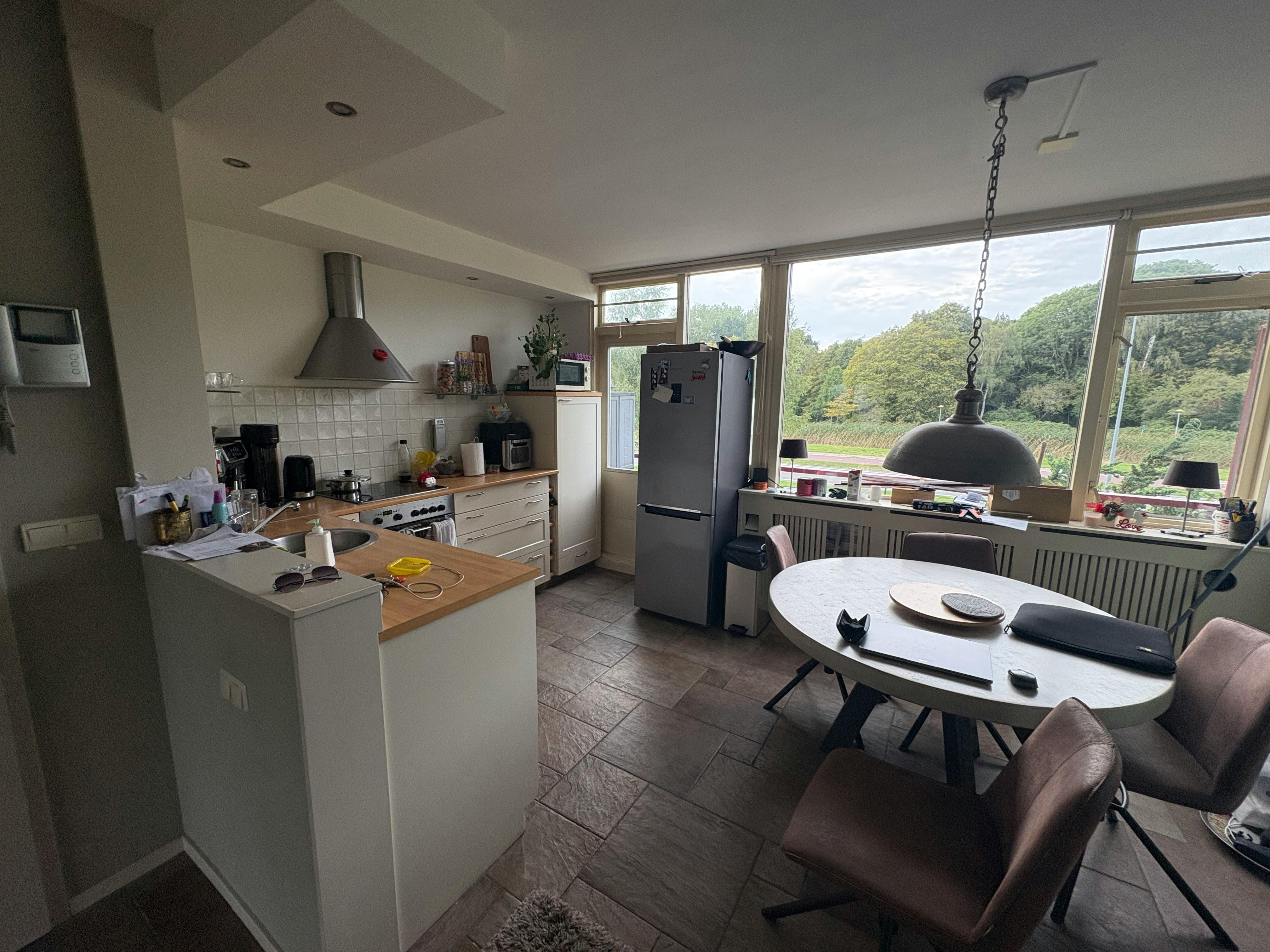 Hus att hyra för 3 000 € i månaden i Lelystad, Strand