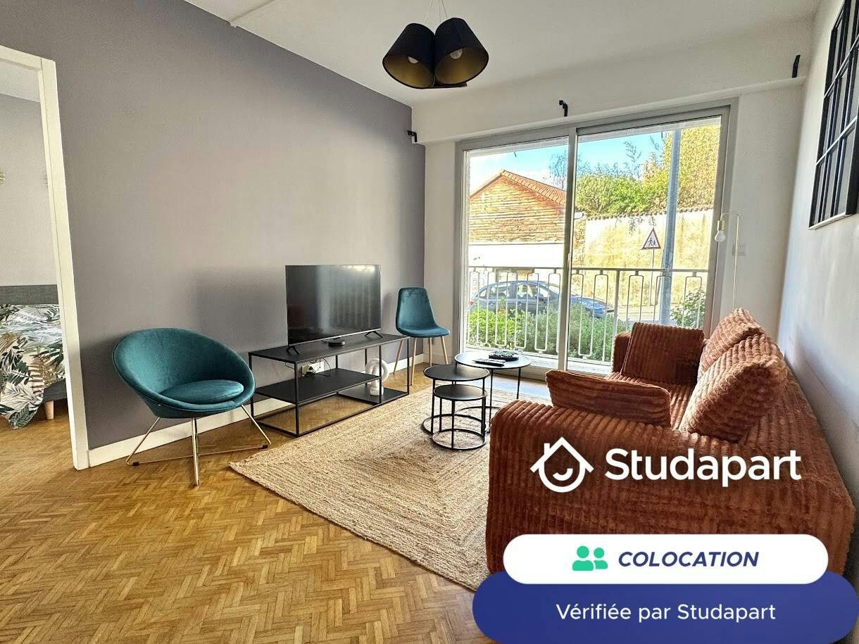 Chambre privée à louer pour 400 €/mois à Cholet, Rue Maximilien Lamarque