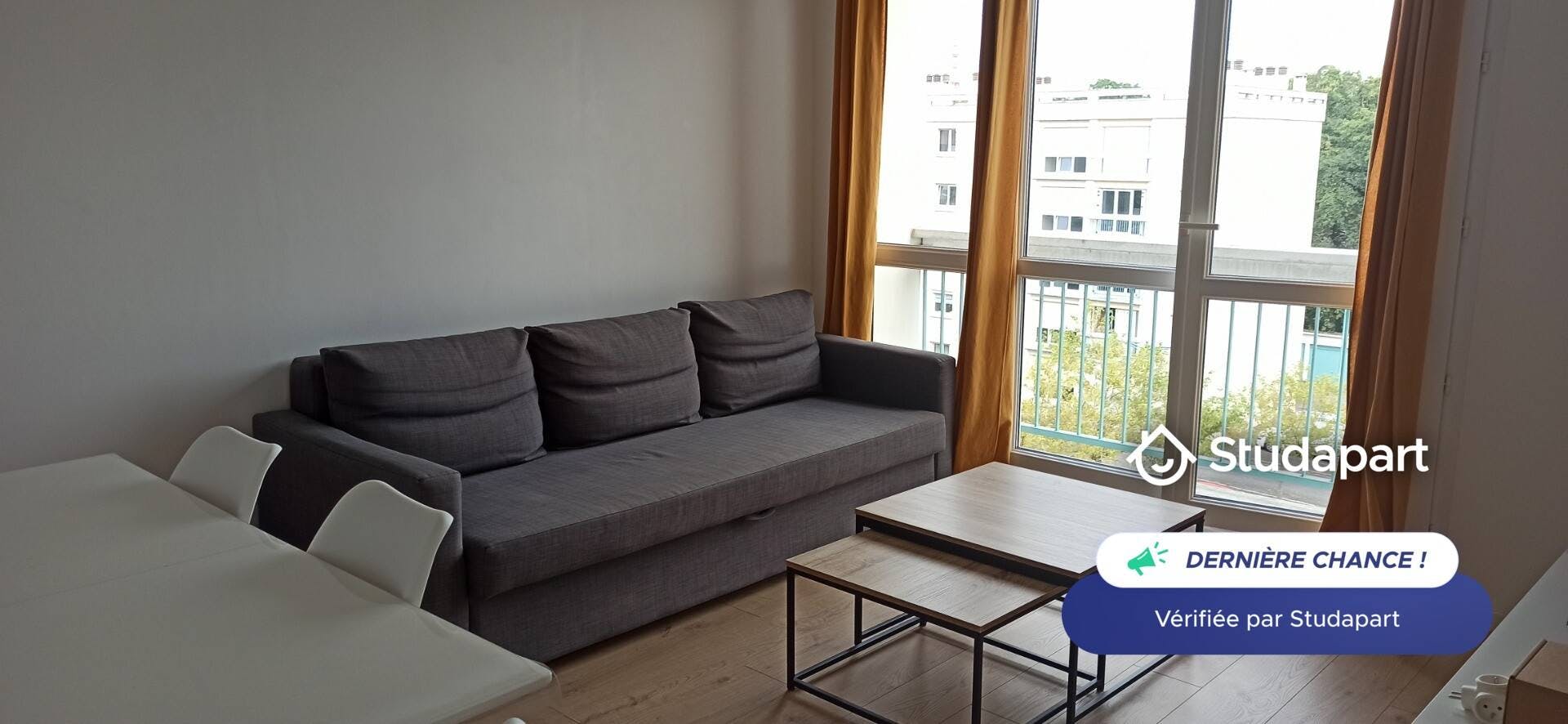 Lägenhet att hyra för 520 € i månaden i Rennes, Square du Bois Perrin