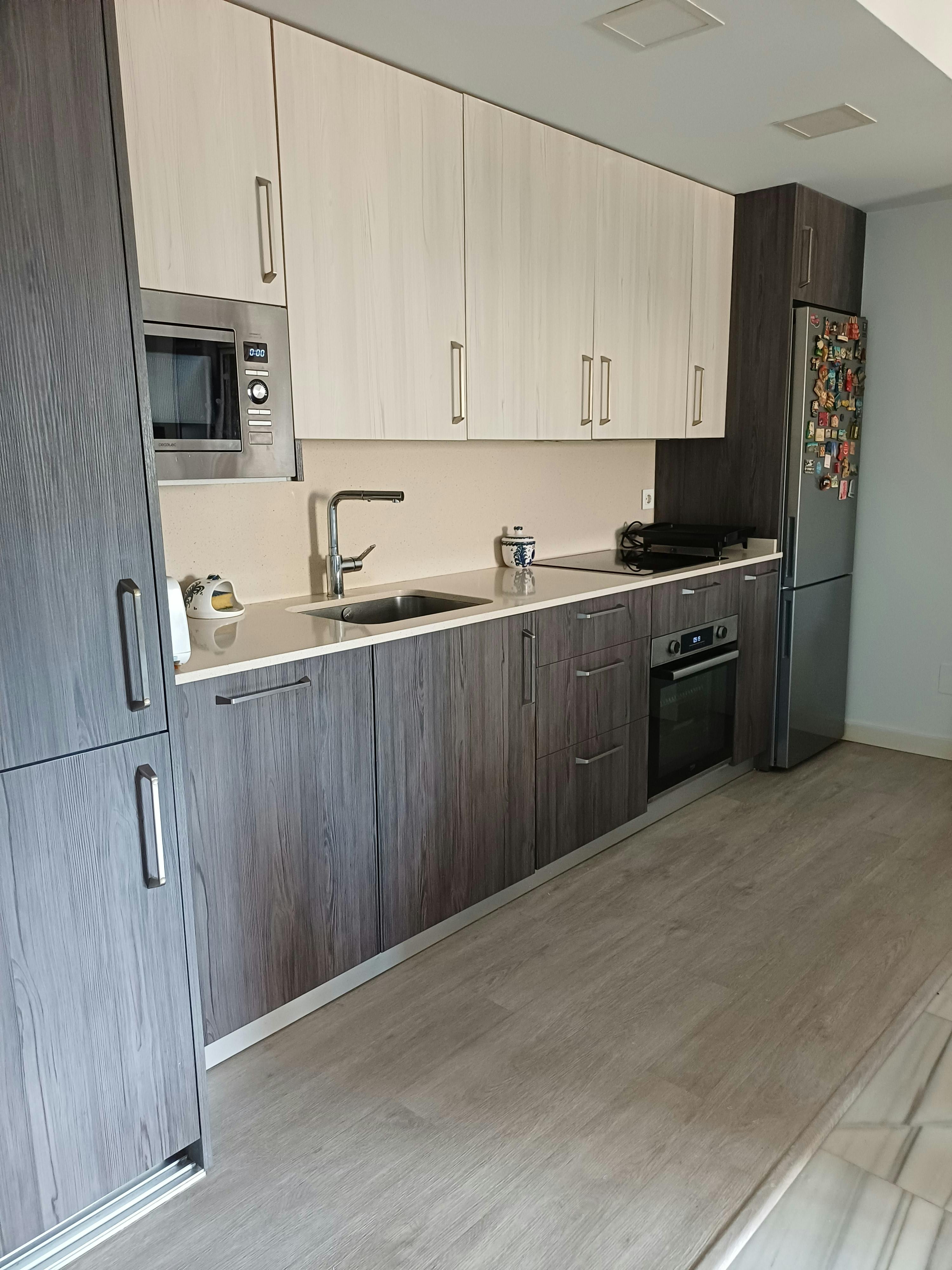 Apartamento para alugar por € 1.300 por mês em Málaga, Avenida del Mediterráneo