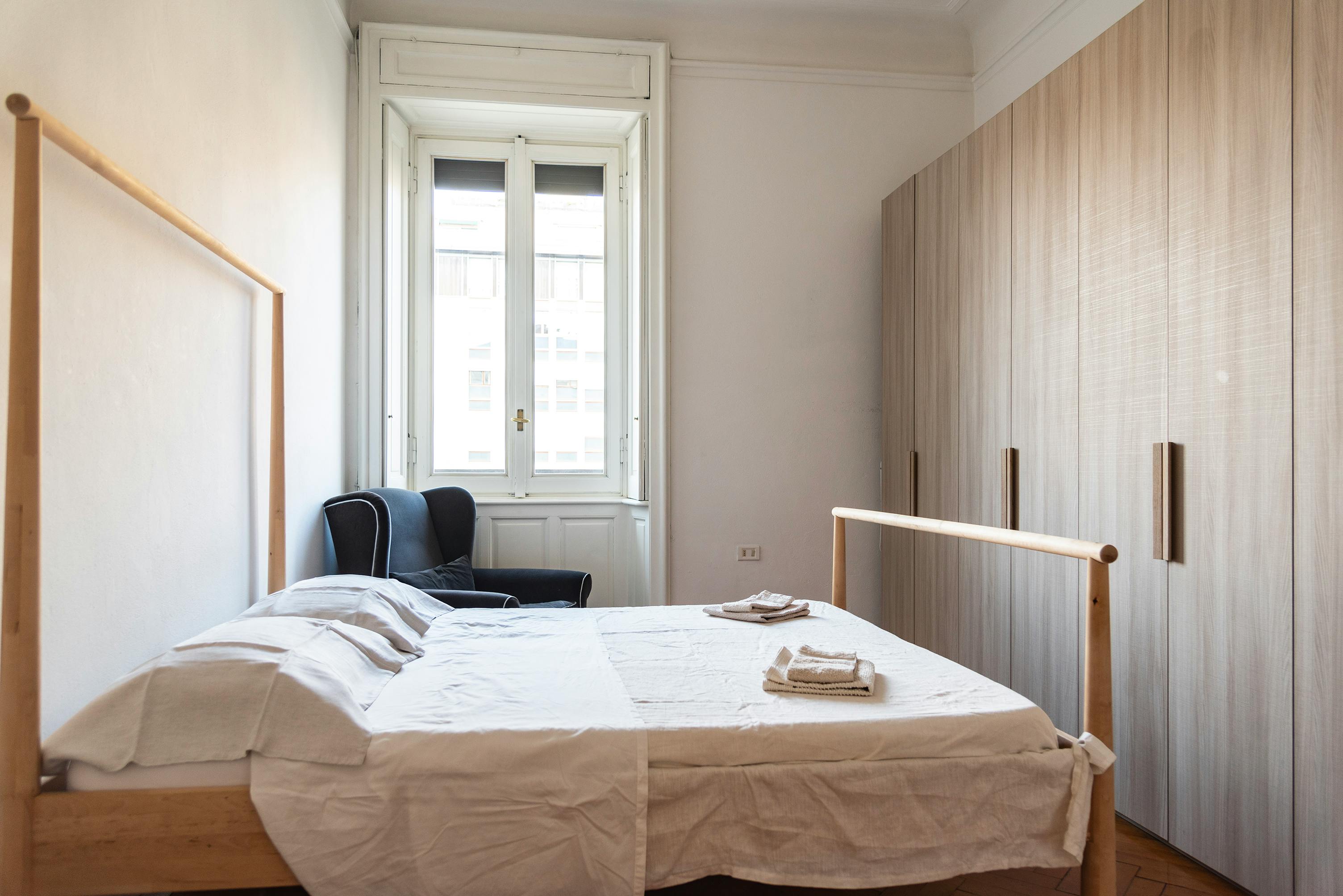 Viale Regina Giovanna, Milan preview