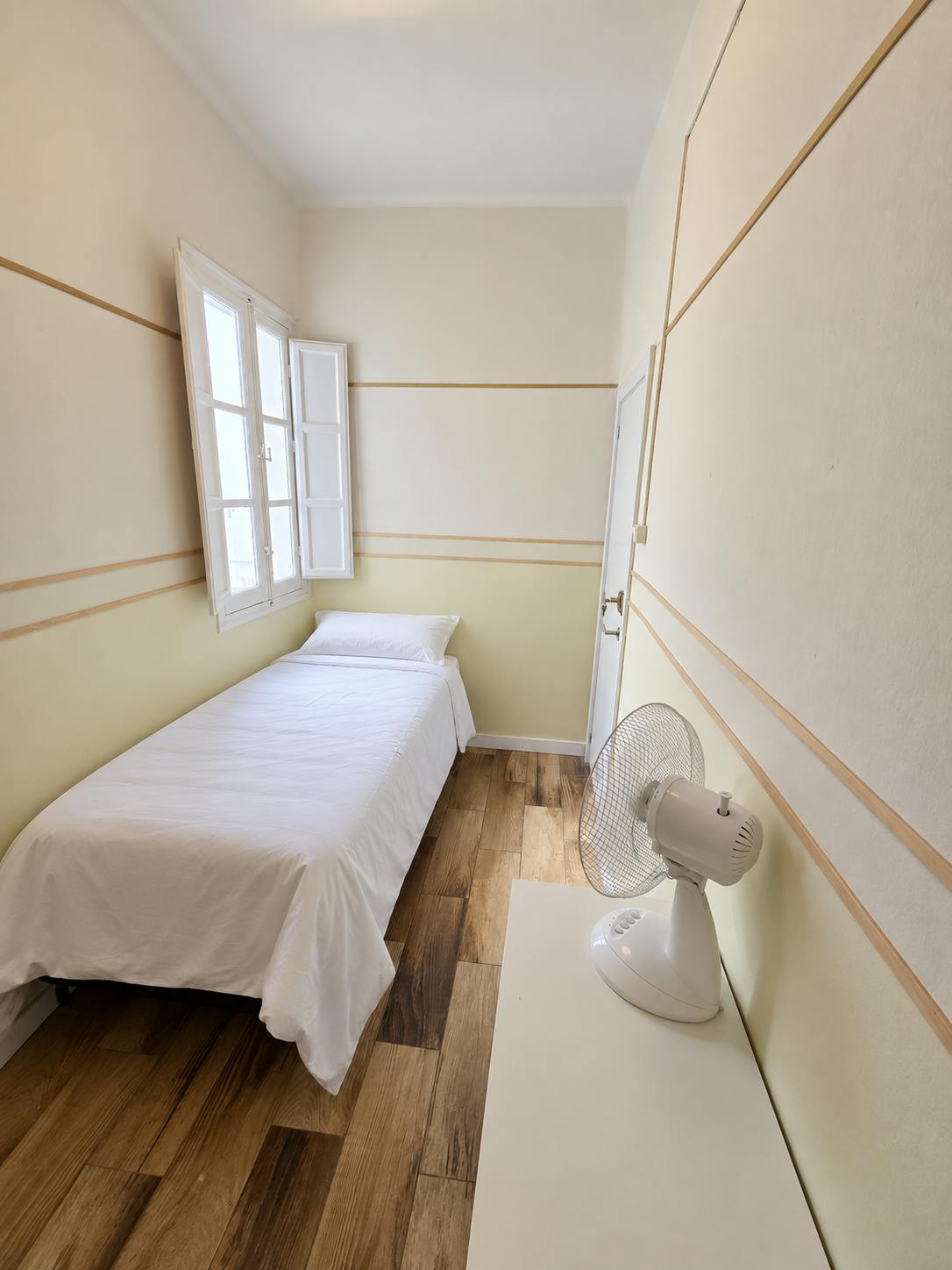 Apartament de închiriat pentru 495 EUR pe lună în Madrid, Calle de Menorca