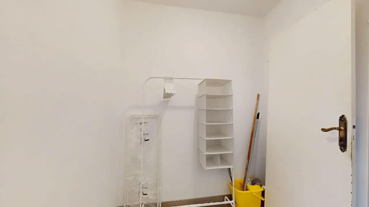 2-Bedroom Apartment in Rue Philippe Fabia, Lyon (1739029) room image 10