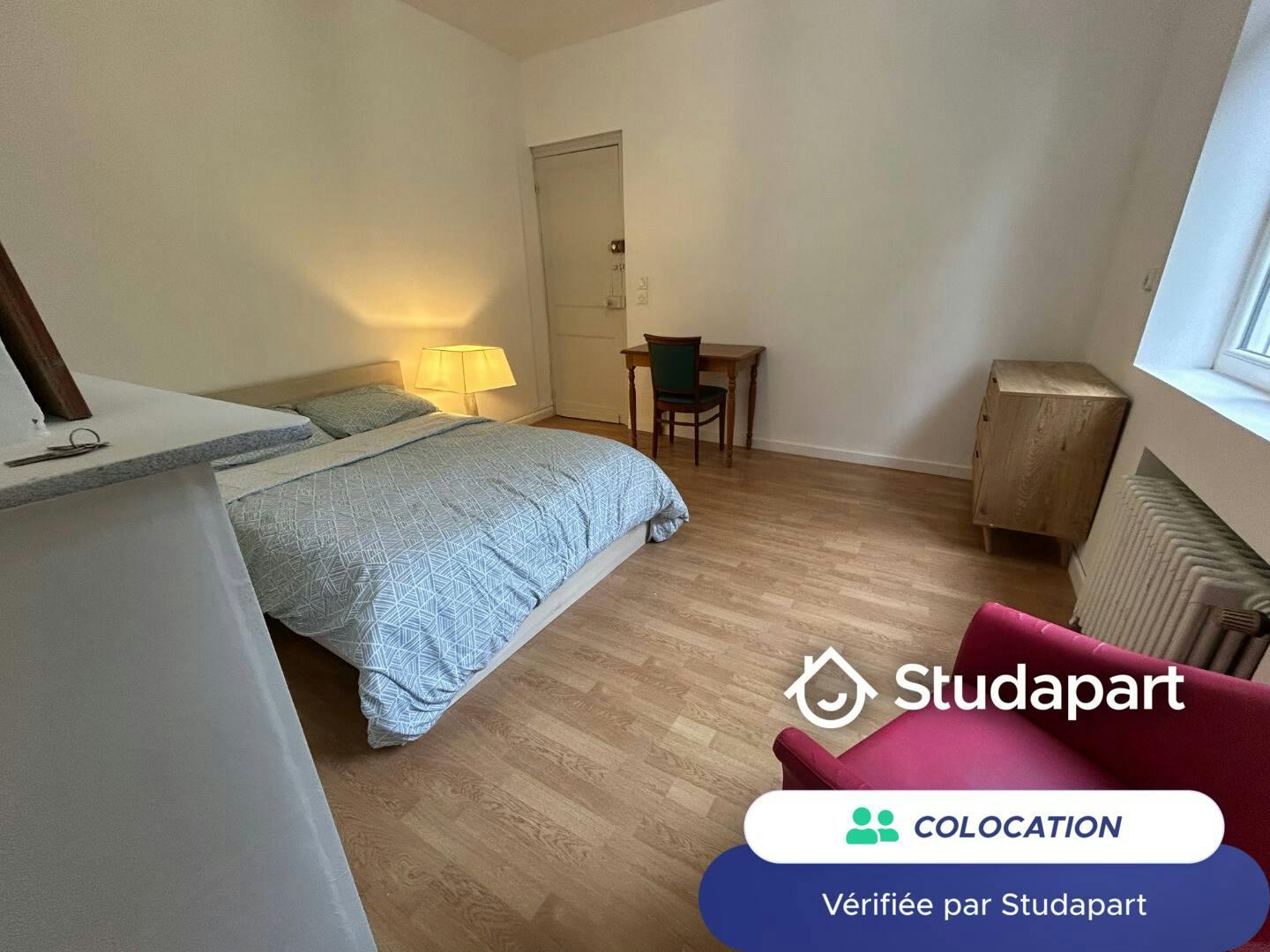 WG-Zimmer zu mieten für 400 € pro Monat in Valenciennes, Rue Baudouin l'Edifieur