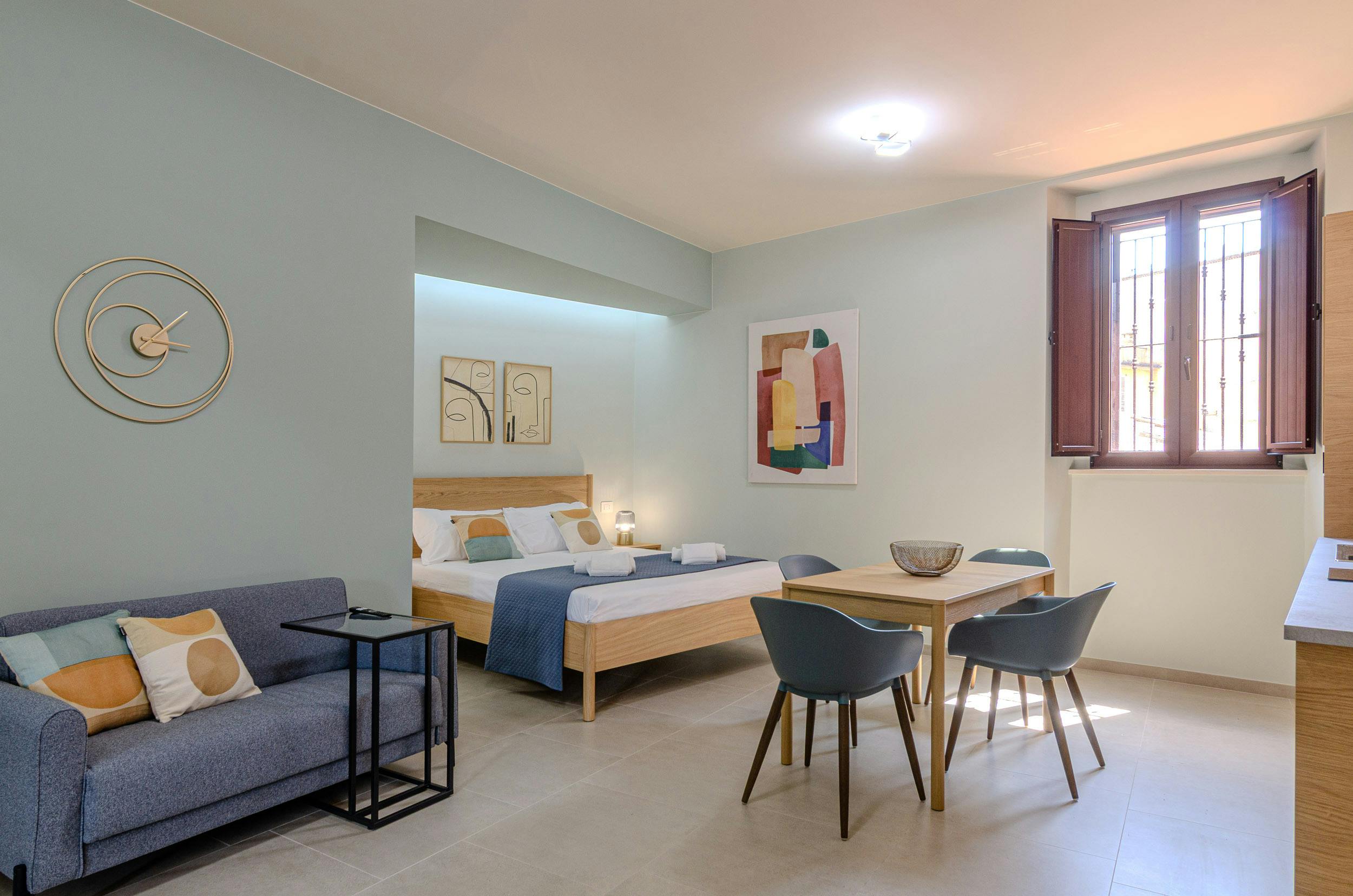 Via dei Transiti, Milan preview