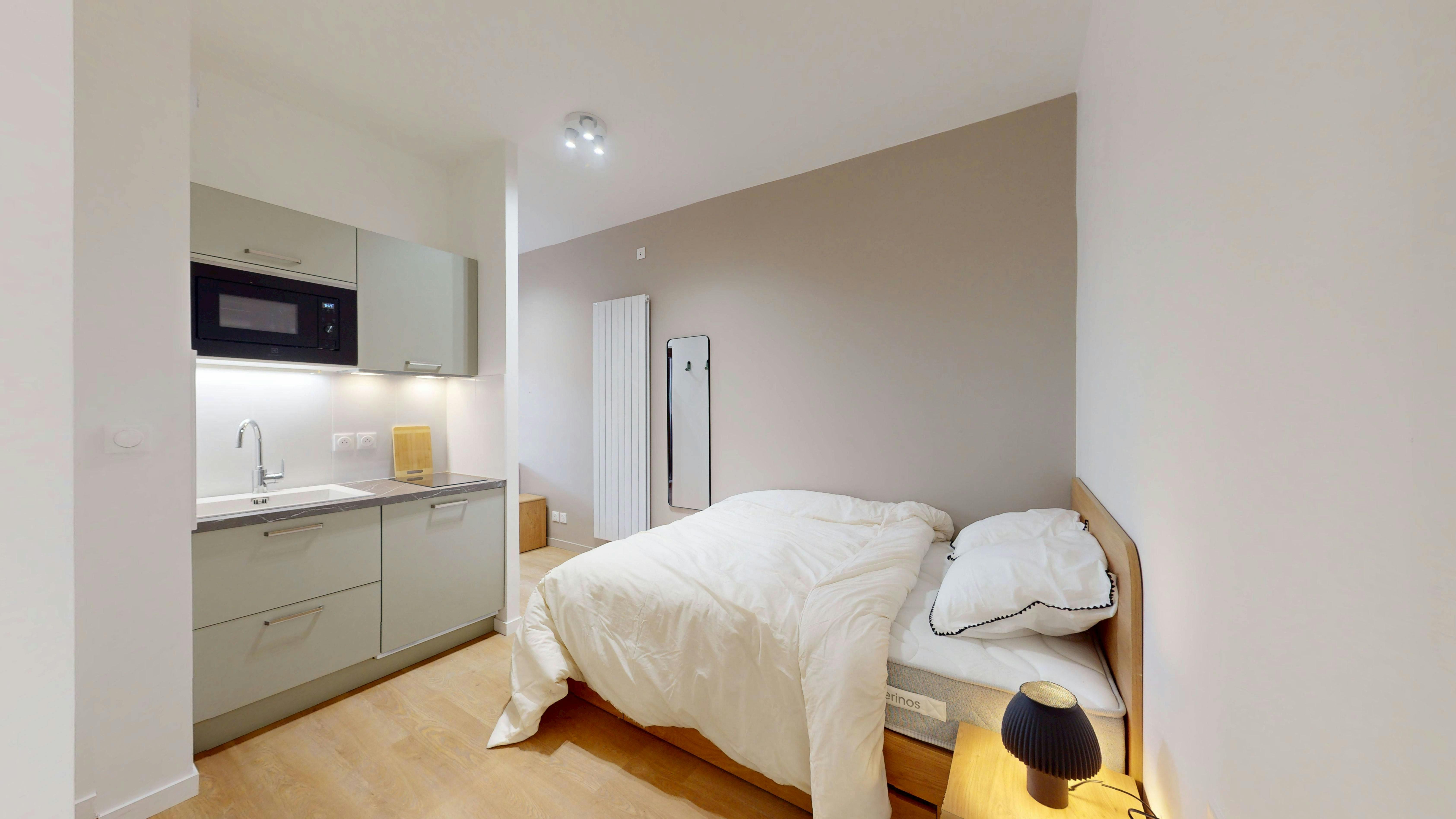 Apartment in Rue Hoche, Vanves (1739386) room image 1
