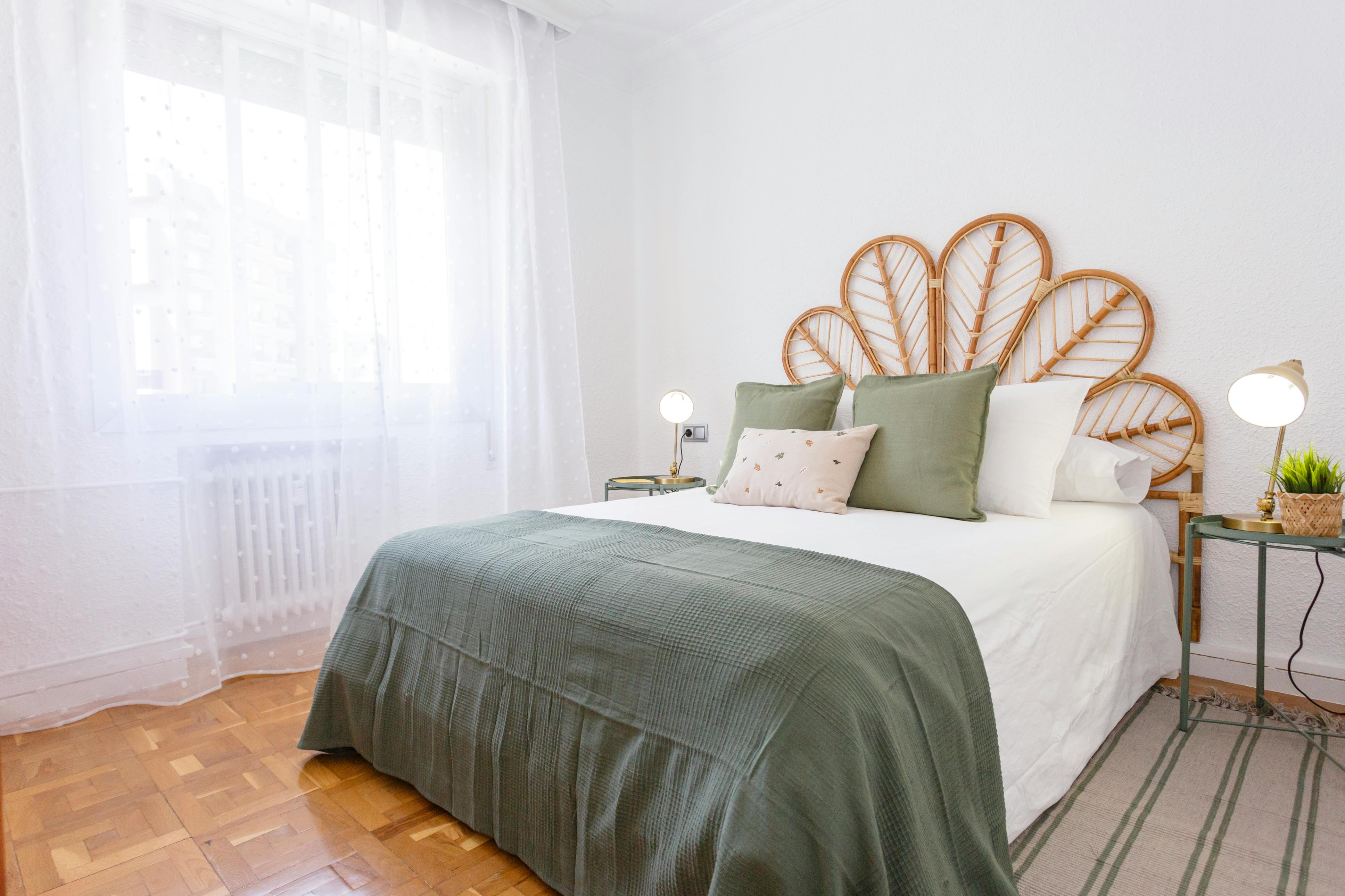 Lägenhet att hyra för 2 500 € i månaden i Pamplona, Calle de San Esteban